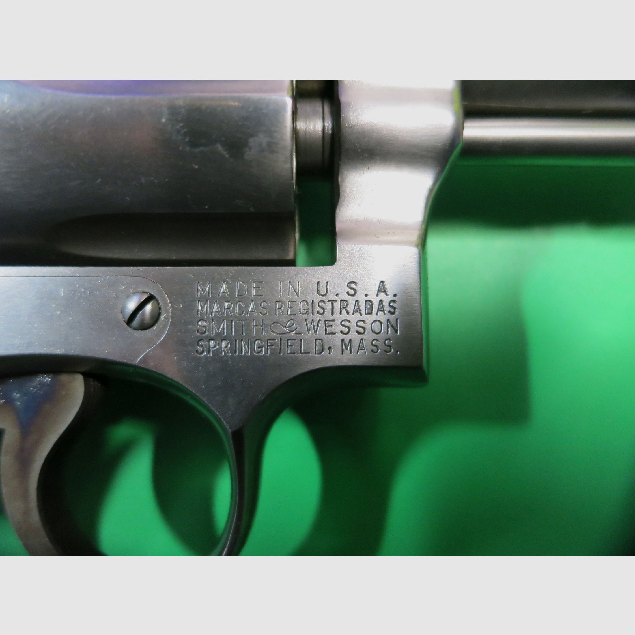 Smith & Wesson Mod. 10-5 (like Victory), .38 Special, 4" barrel, stainless steel, classic catch shot #82