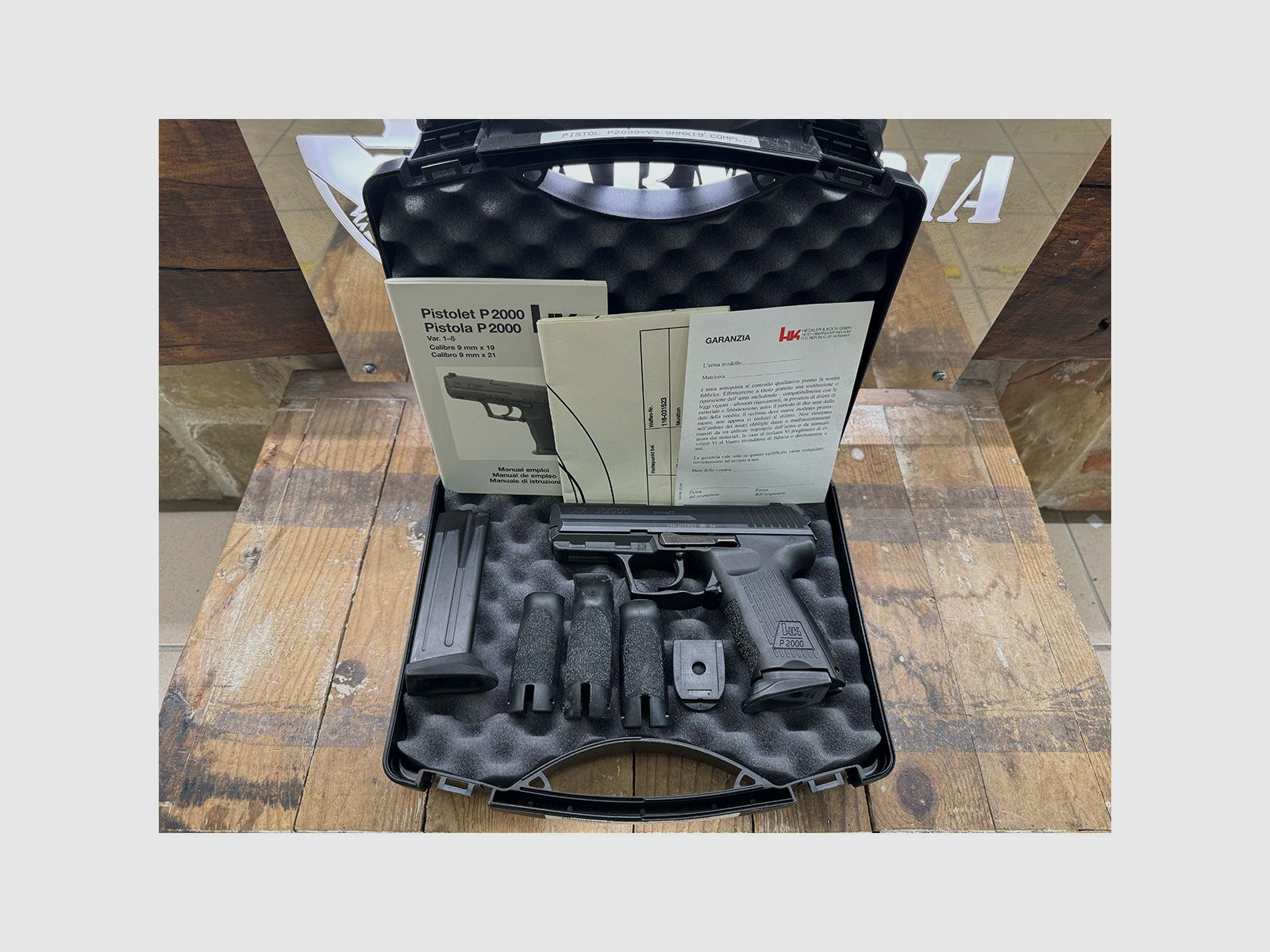 GEBRAUCHT – PISTOLE – HECKLER & KOCH MOD. P2000-V3 Kal. 9×19, Bild 6 von 6