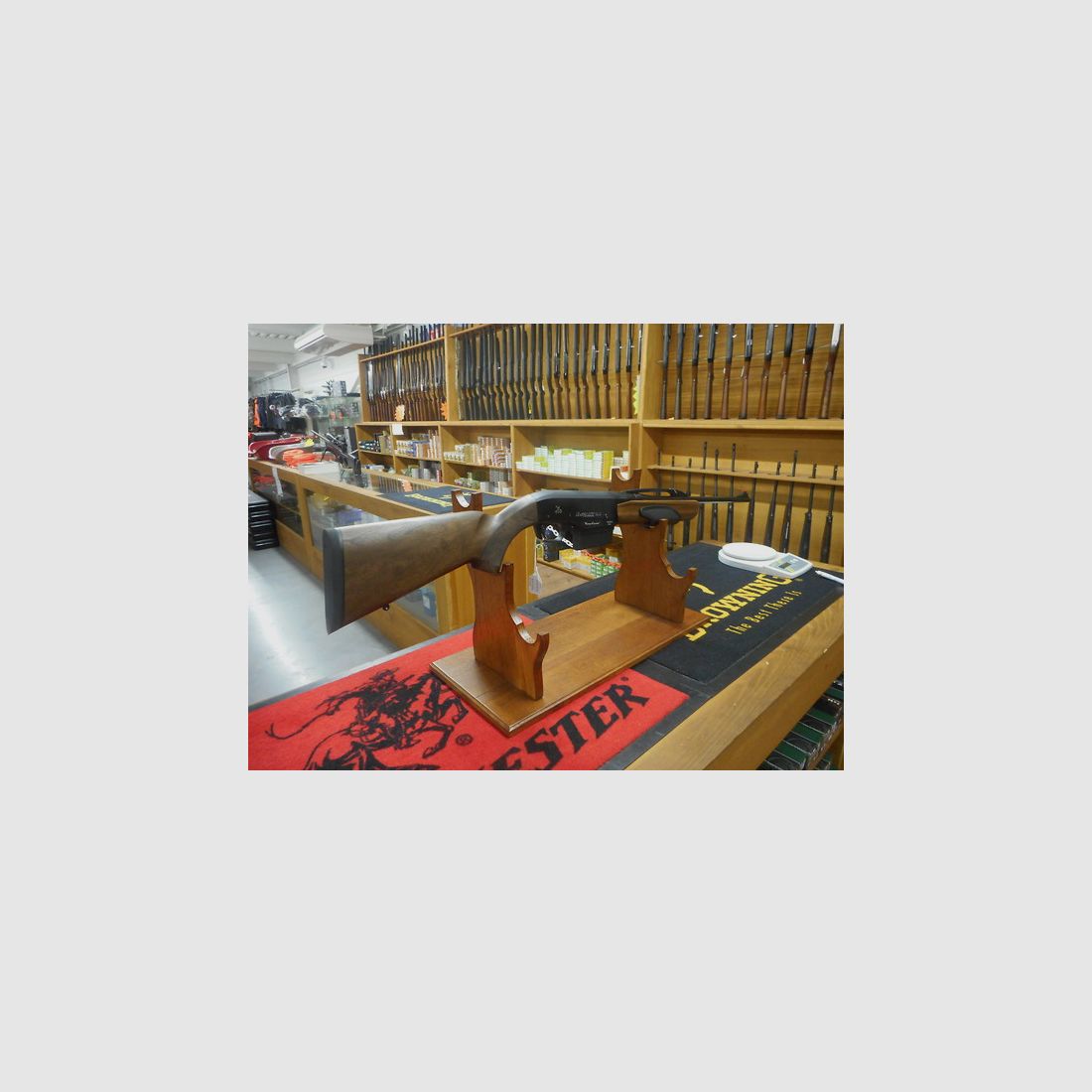 Verney Carron Impact LA Wood Left-Handed, image 4 of 5