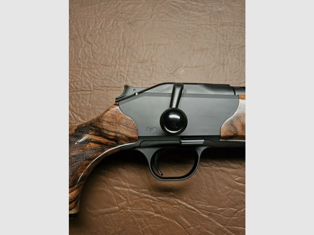 Blaser R8