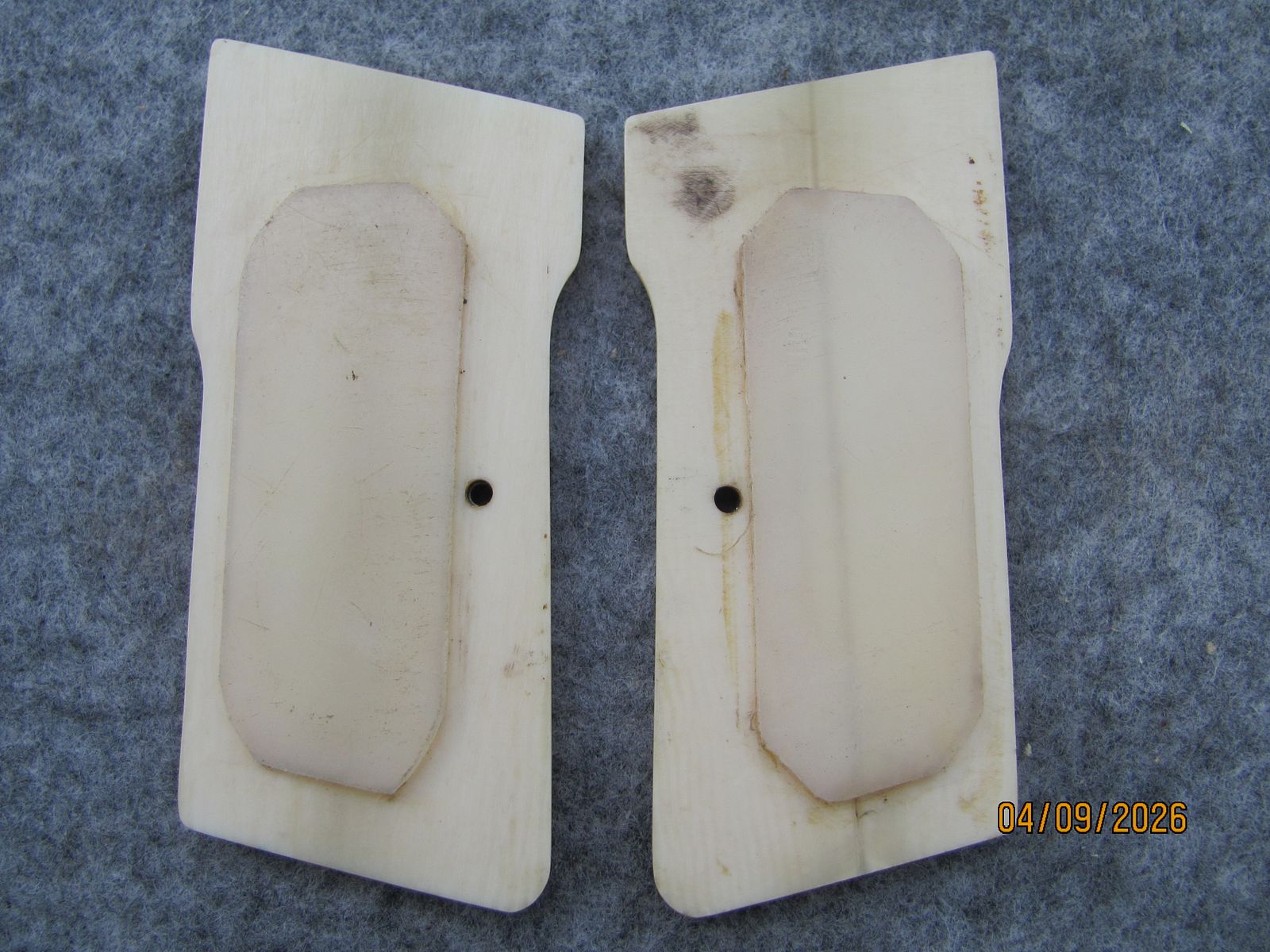 FN 1922 cachas de stock de hueso
