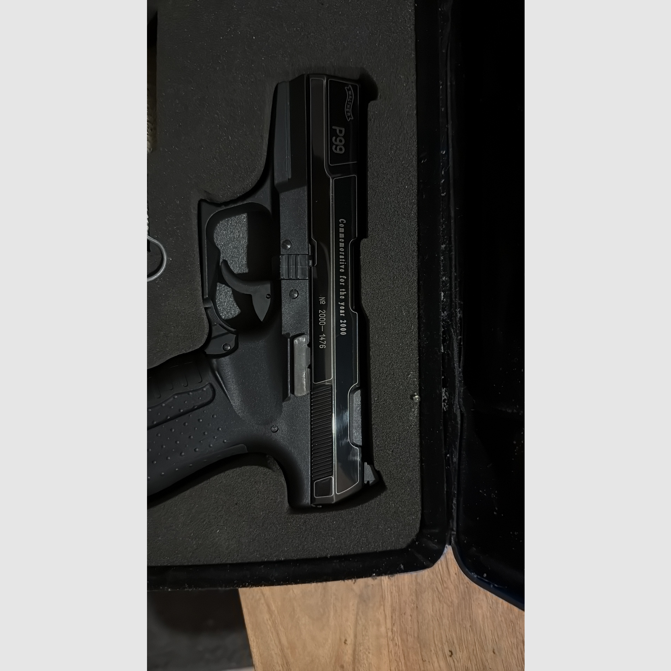 Walther p99 limited to 2000 pieces with certificate blank firing
