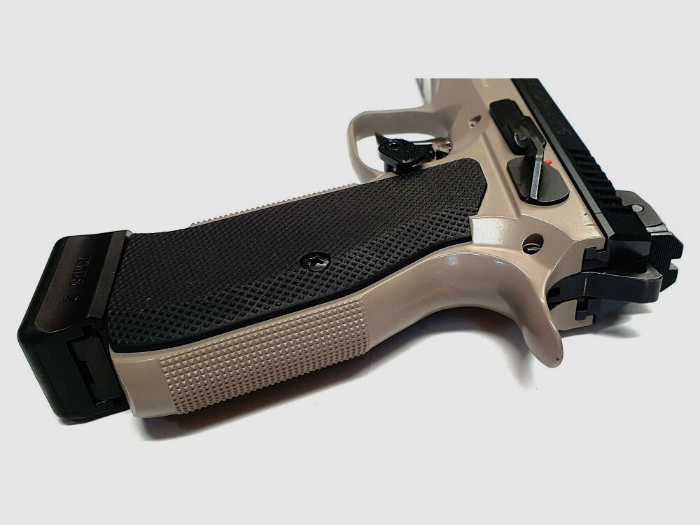 CZ Shadow 2 Urban Grey, zdjęcie 6 z 10