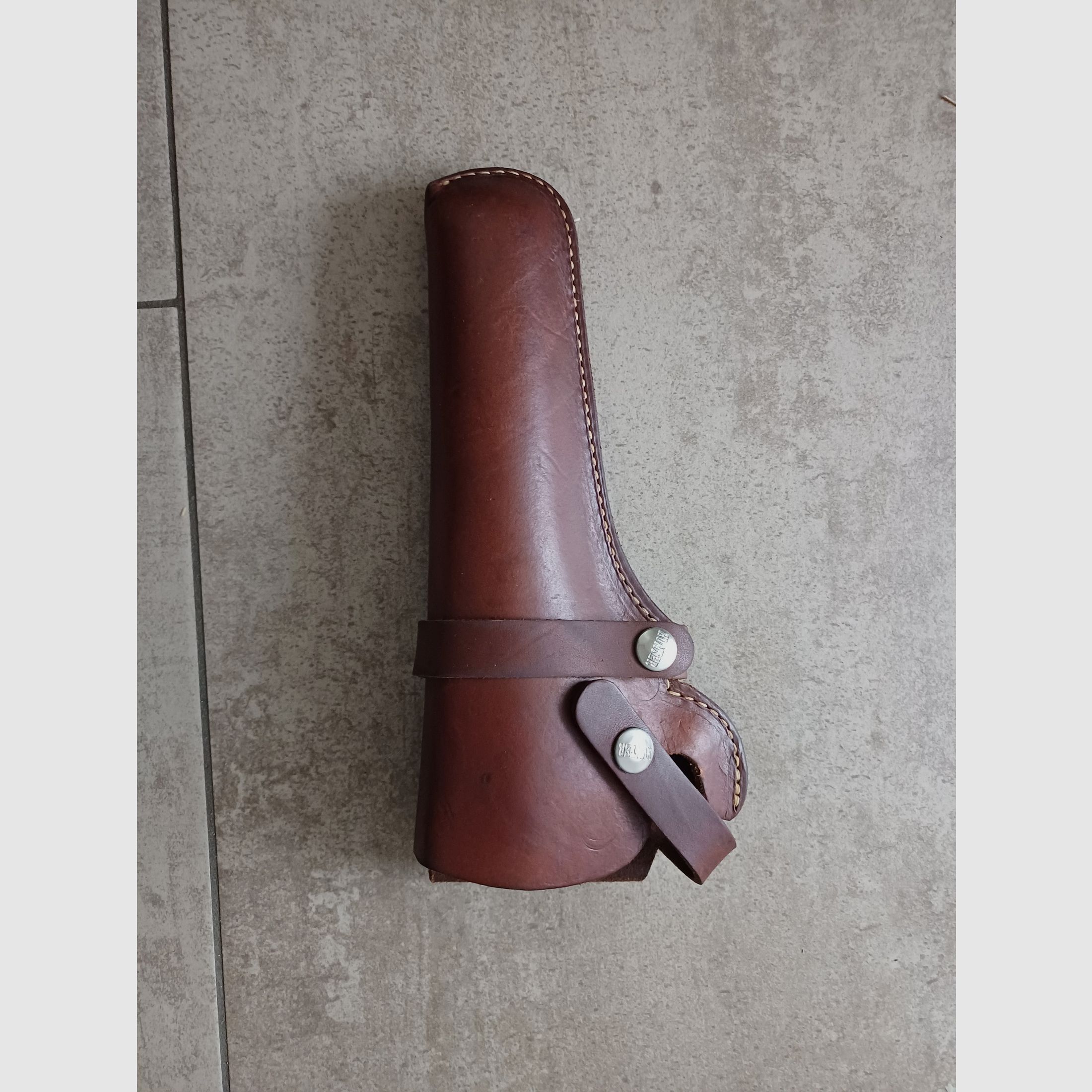 Revolver holster Hunter leather for 6 inches