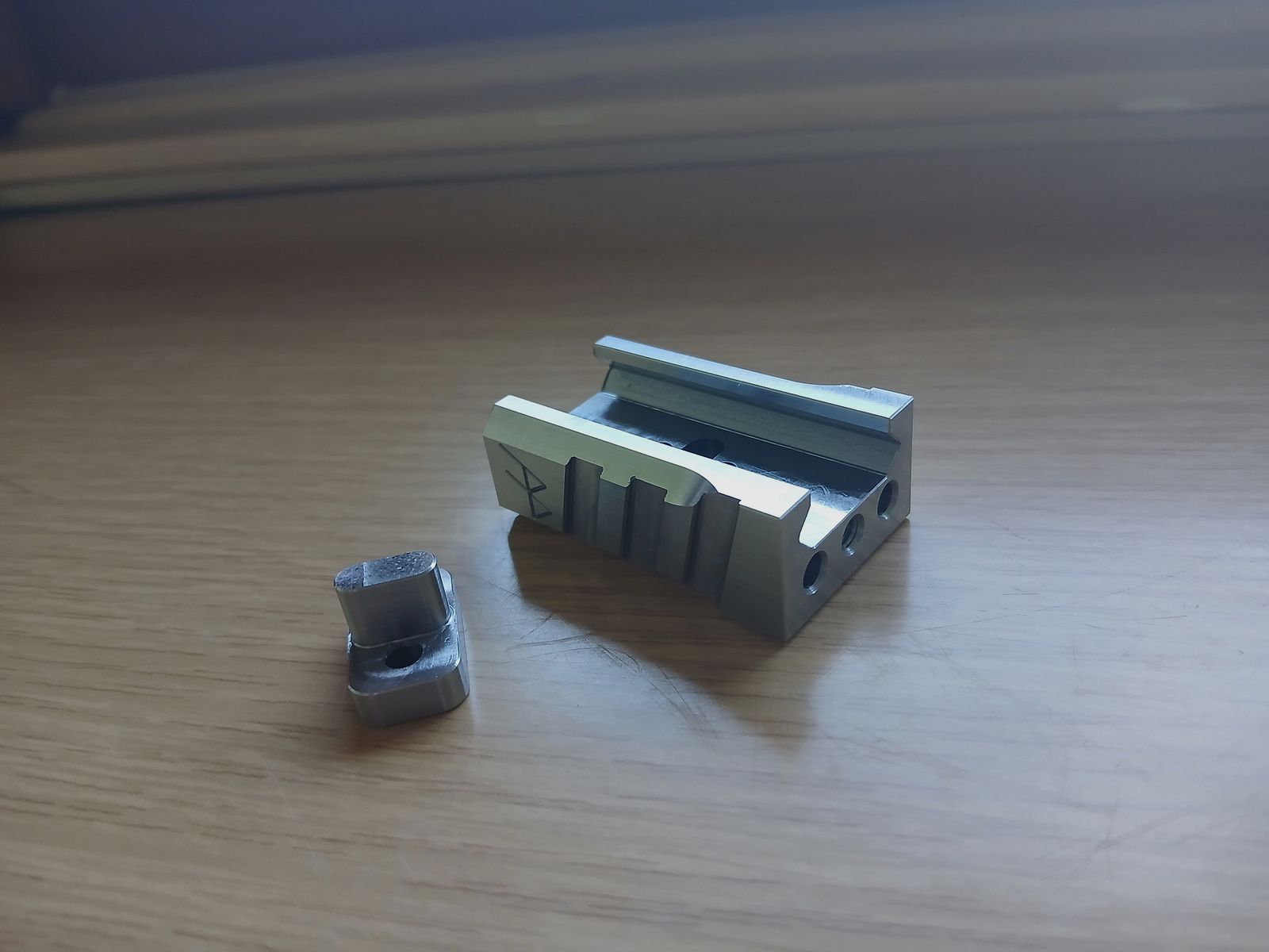 Weight for short firearms. Custom.