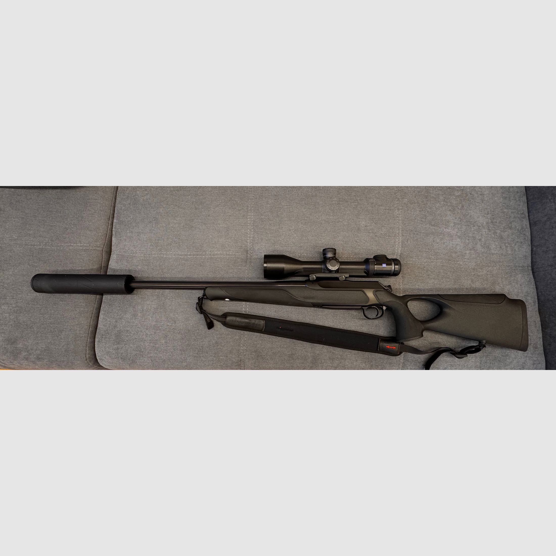 Sauer 505 Synchro XT 6,5 PRC, longitud del cañón 560mm cañón pesado de 19mm estriado incluido silenciador SVEMKO Magnum