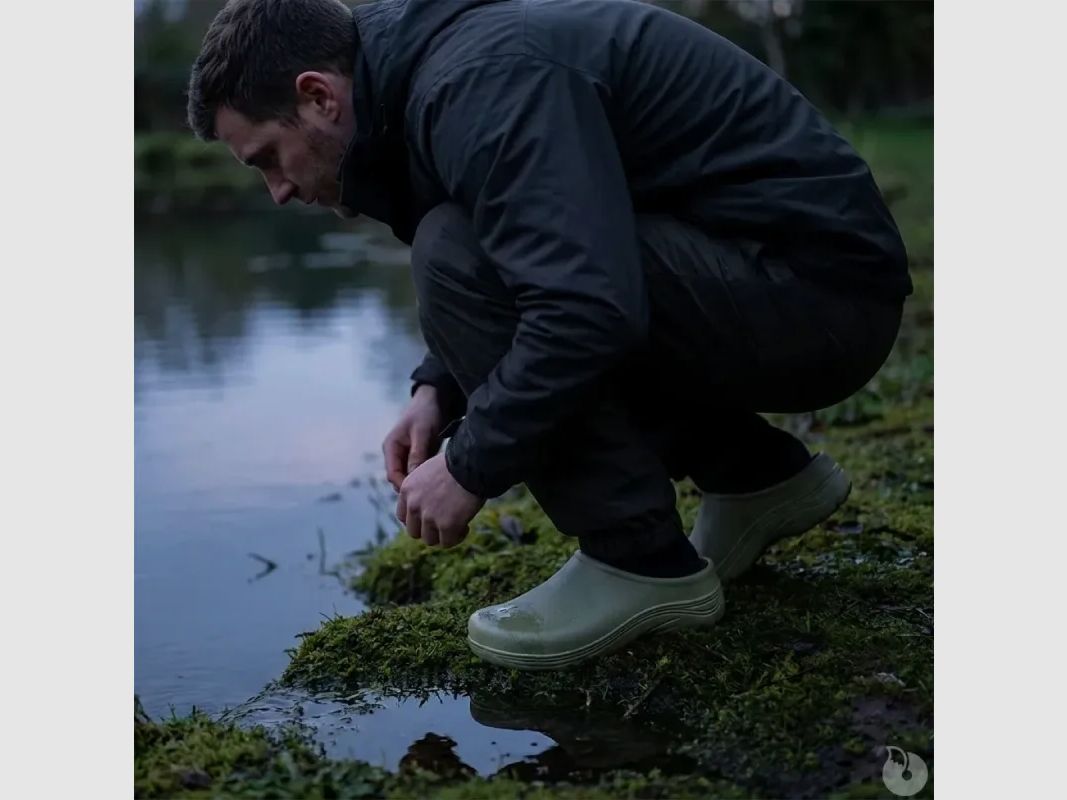 Green Plastic Slip-On Clogs for Men, image 4 of 8