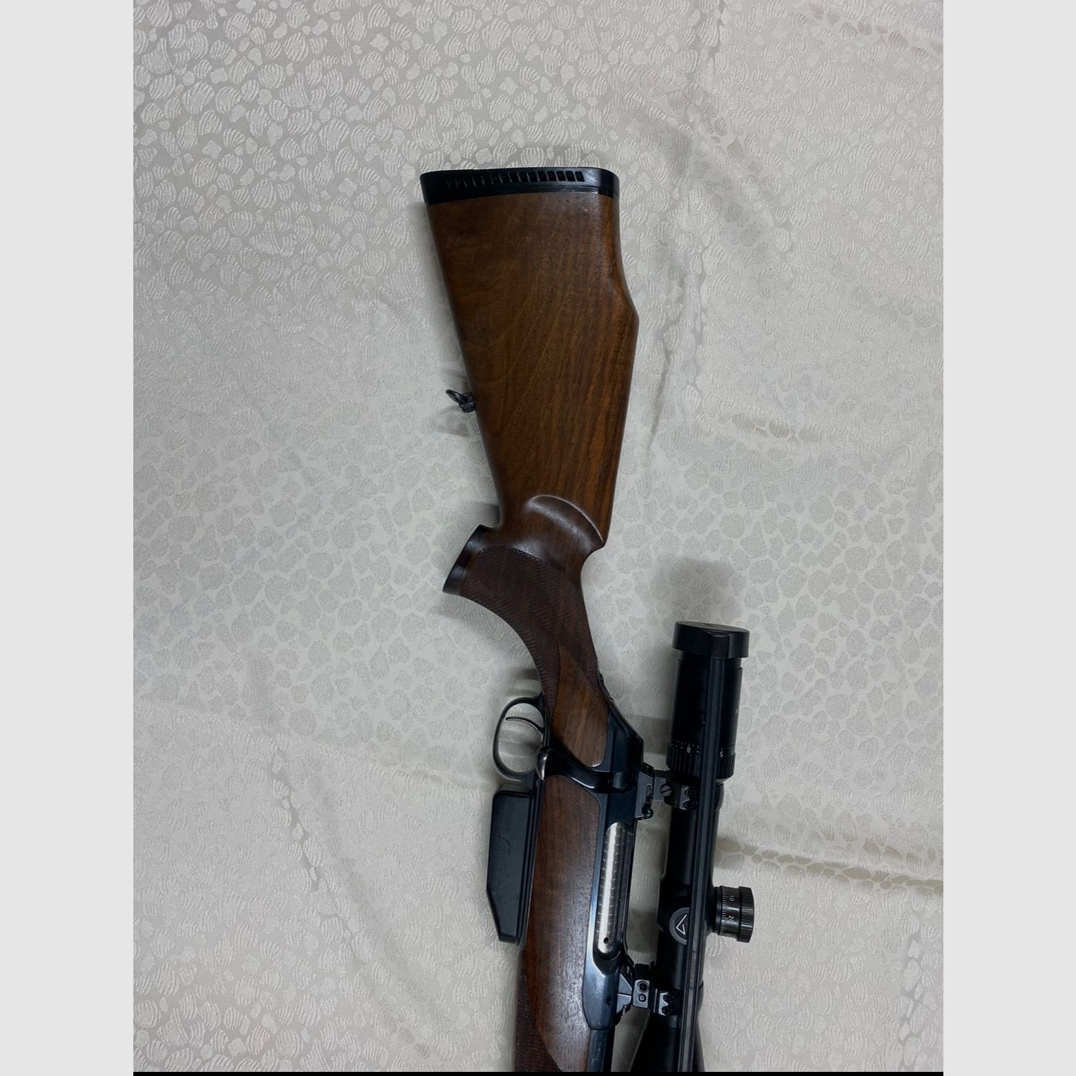 Sauer 202 8x68S z Zeiss Victory Variopoint 3-12x56T z Balistikturm
