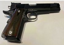 Para Ordnance 1911 z tuningiem Les Baer Custom