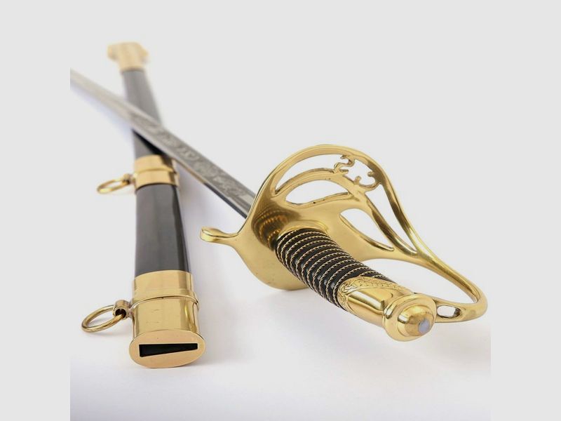 C.S.A. officer's cavalry sabers with scabbard for collectors and enthusiasts
