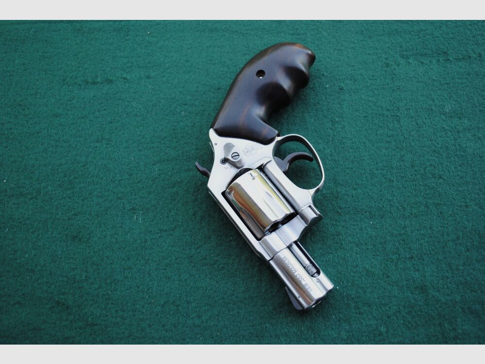 Smith & Wesson Mod. 60-14, Box, 2" LL, Combat Grip