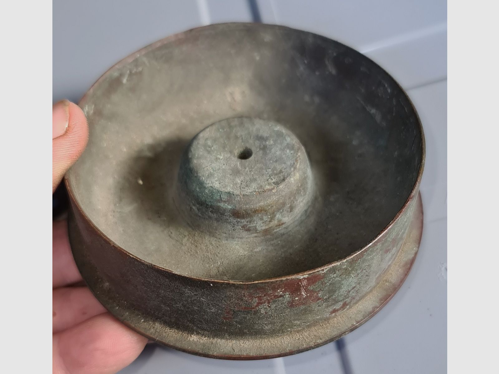 SEVERAL DECORATIVE ITEMS FROM THE WEHRMACHT ERA 1939 - 1945 / ASHTRAY, MEDAL, LAPEL PIN, PIN, STAMPING IRON, STAMP, GRENADE, SHELL, FLACK, SHELL, CARTRIDGE, SS, HJ, SA, WAR, METAL,