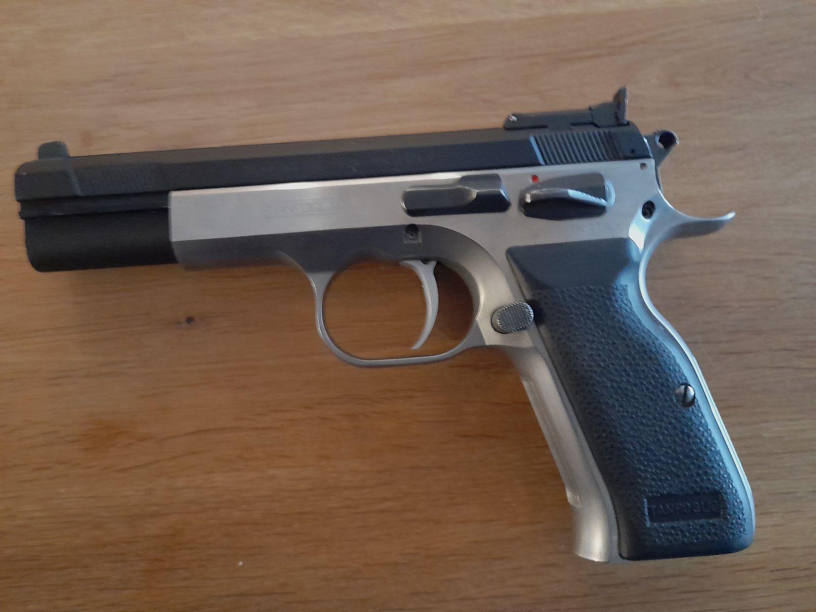 TANFOGLIO ULTRA MATCH DUOTONE 9mm Luger including interchangeable system .22 lr