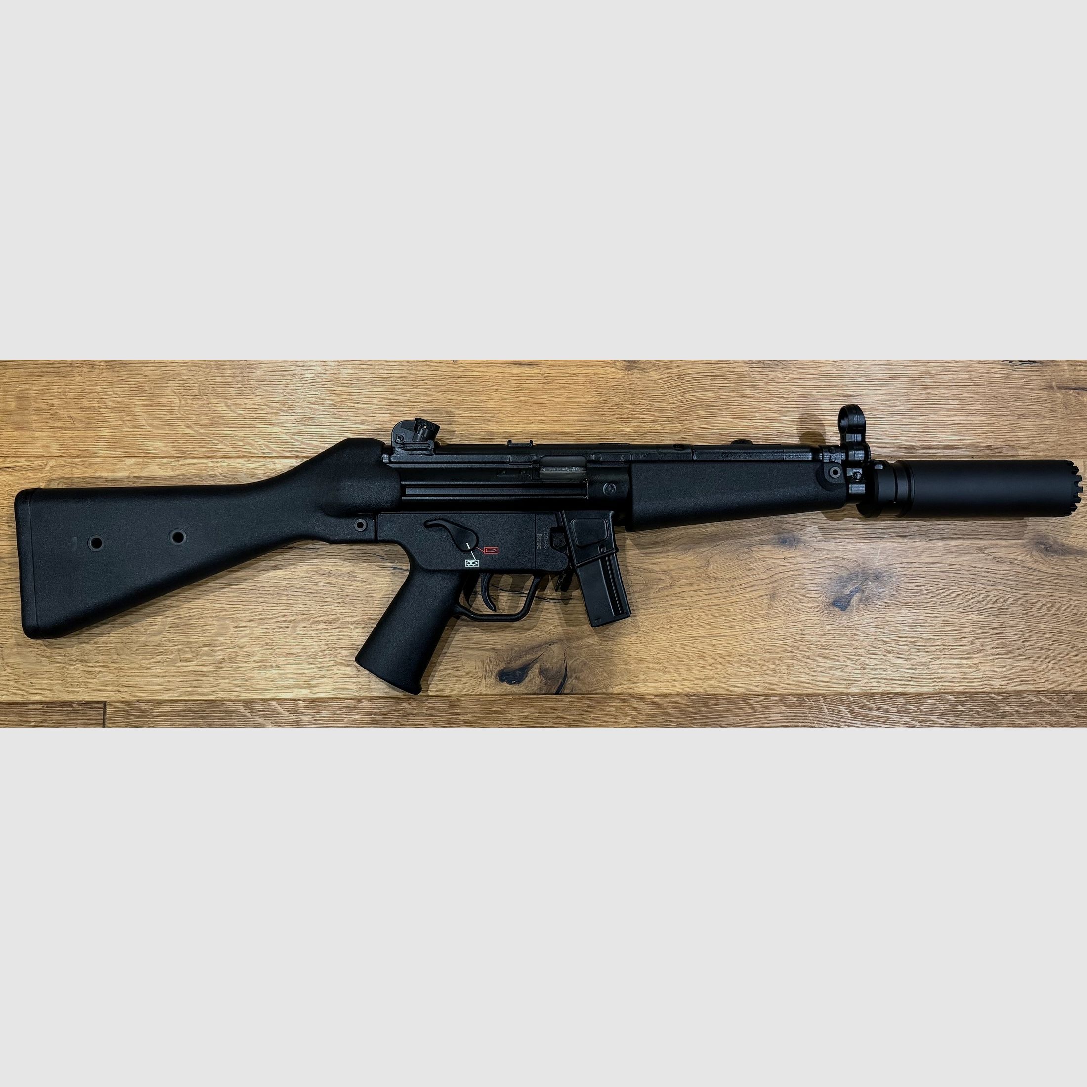 Heckler und Koch SP5 Büchse mit B&T RBS Schalldämpfer SQD™ Compact