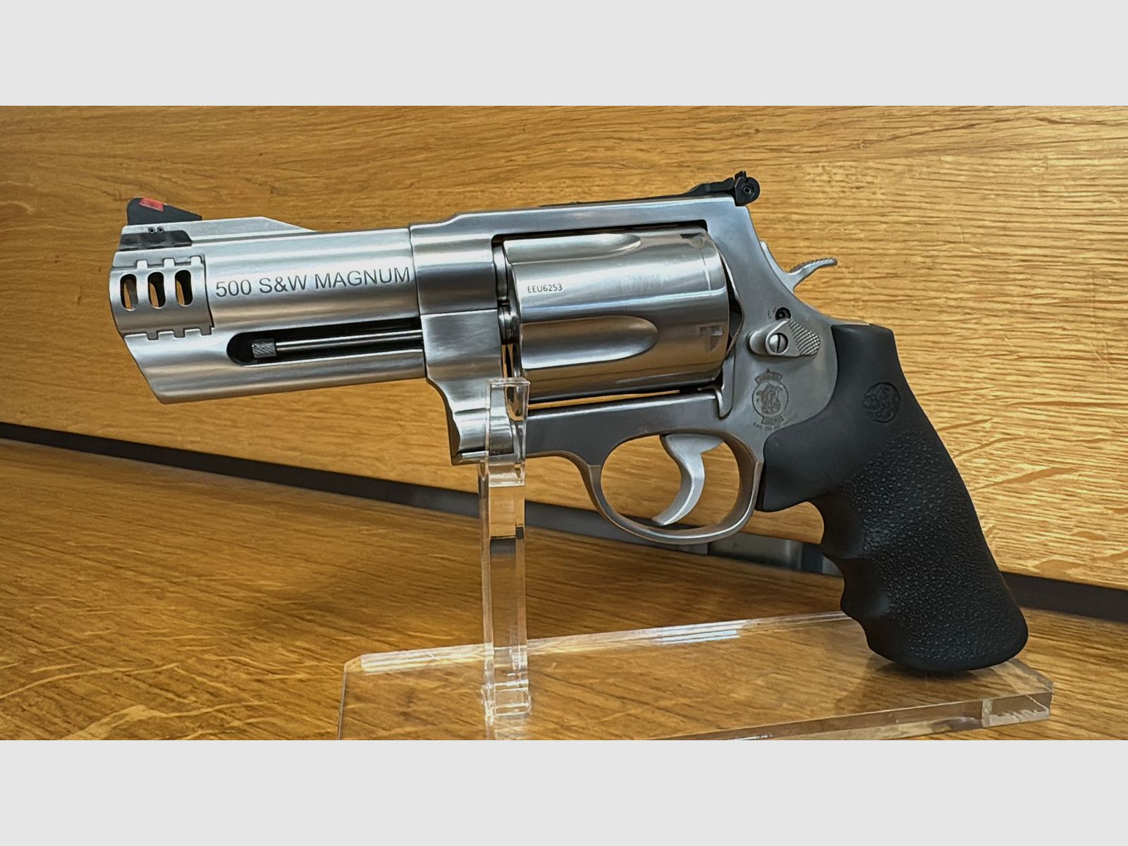 S&W Mod. 500, immagine 1 di 2