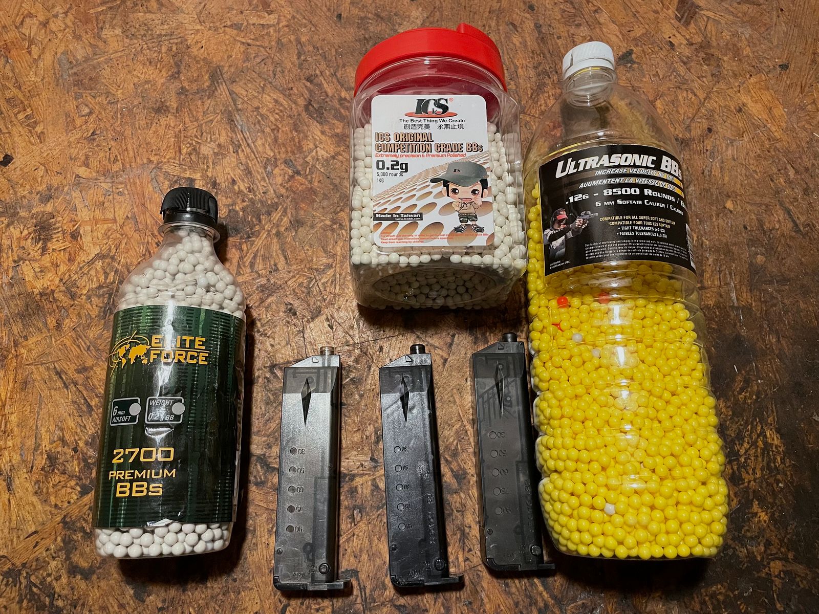 Softair Zubehör und BBs