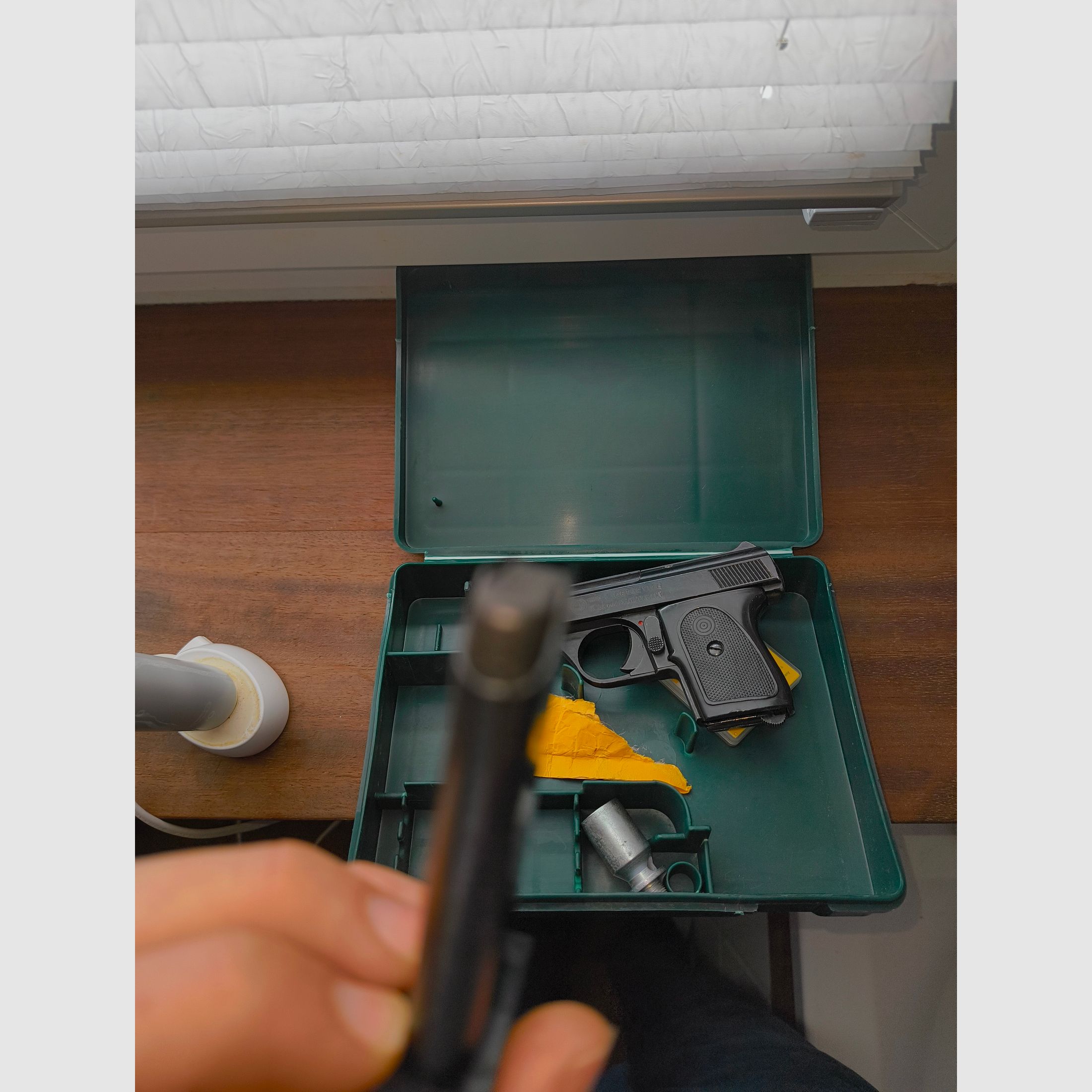 6ME 8 Detective Schreckschusspistolen