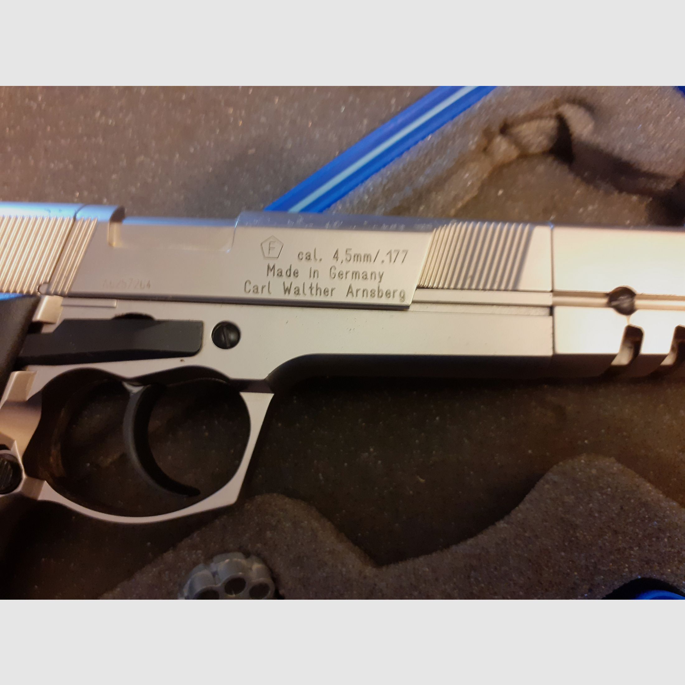 Pistolet CO2 Walther CP88 Competition, niklowany