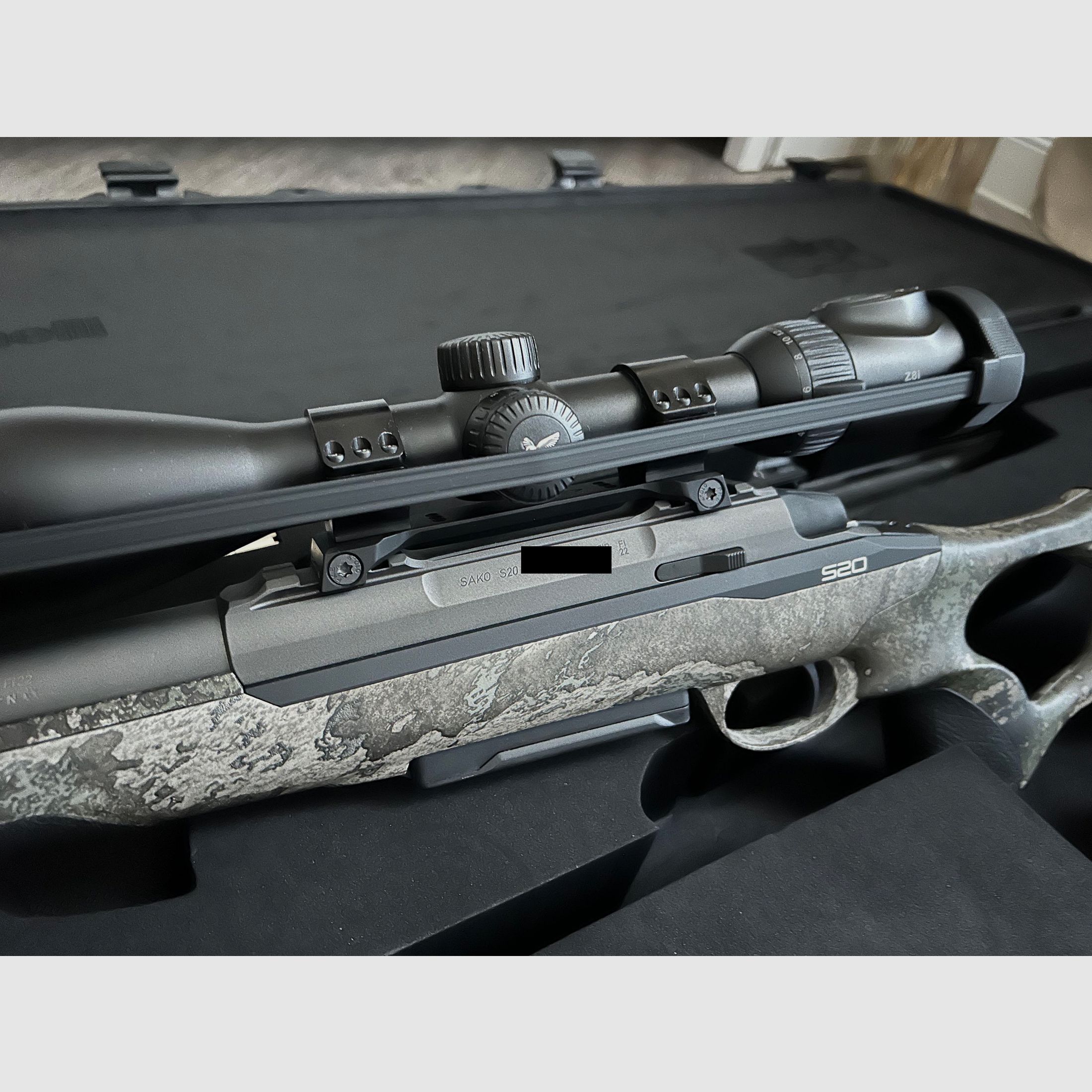 Kombi-aanbieding-knaller! Sako S20 + Swarovski Z8i | Hunter 6,5 Creedmoor Cerakote True Timber Strata LL 51cm Camo incl. Zfr. Swaro Z8i 2-16x50 P L, 4A-I *NIEUW*
