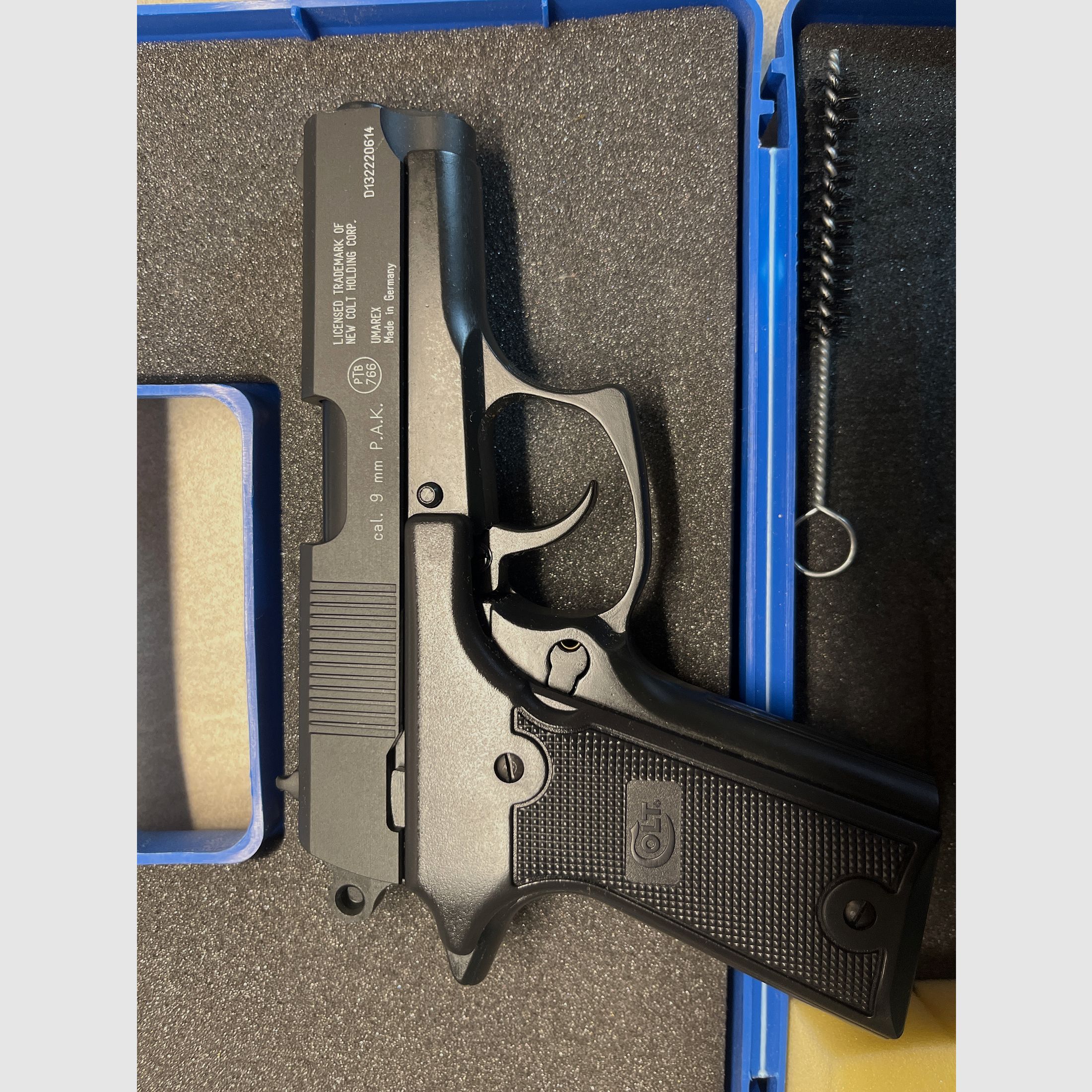 Colt Double Eagle CC pistola de fogueo 9mm