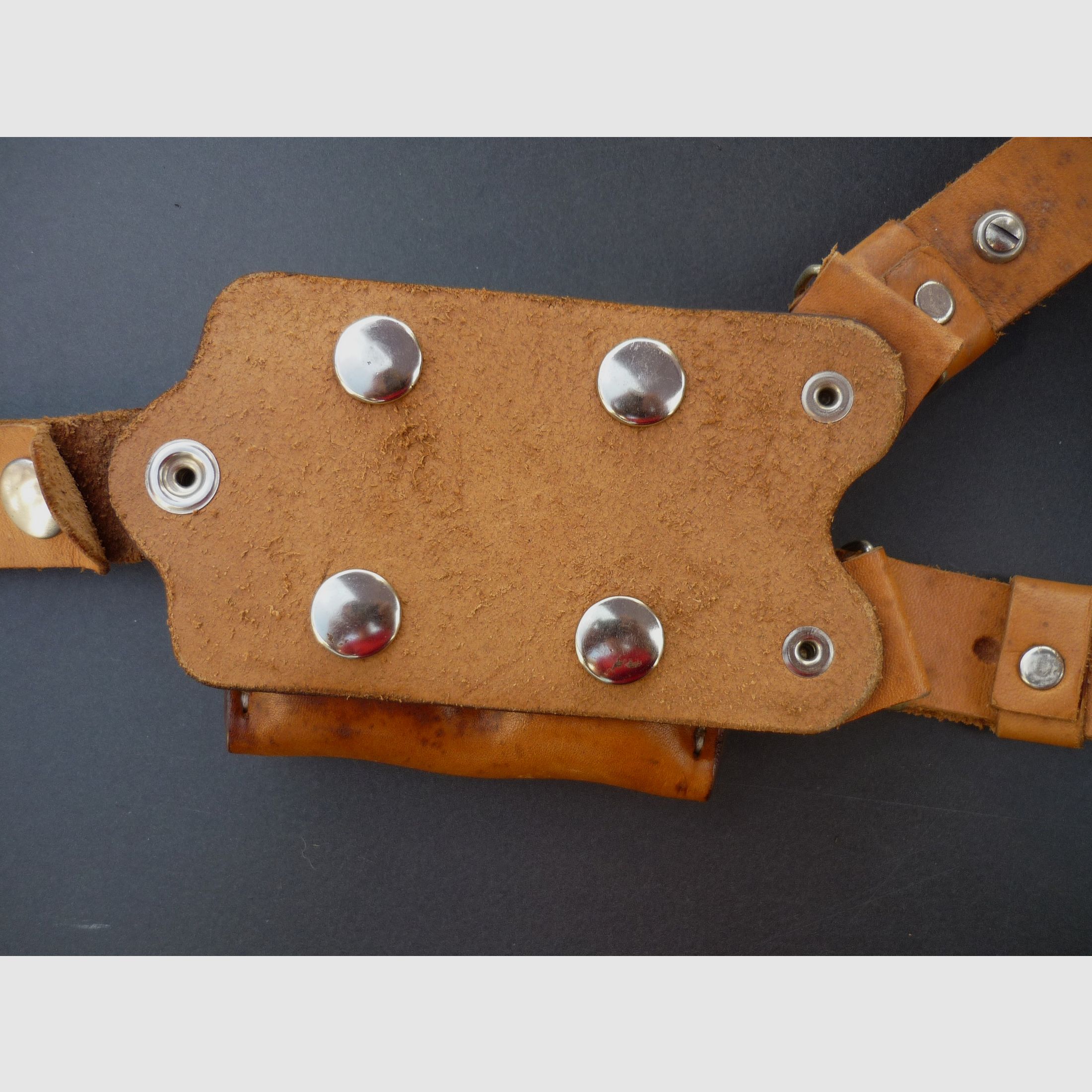 HKDesign Holster Art. Nr. 028 Schulterholster mit abknöpfbarer Mag. Tasche für SIG 226   - Rechtshänder - 2.Wahl