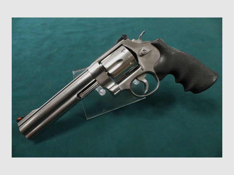 44 Magnum Smith & Wesson 629-5 Classic