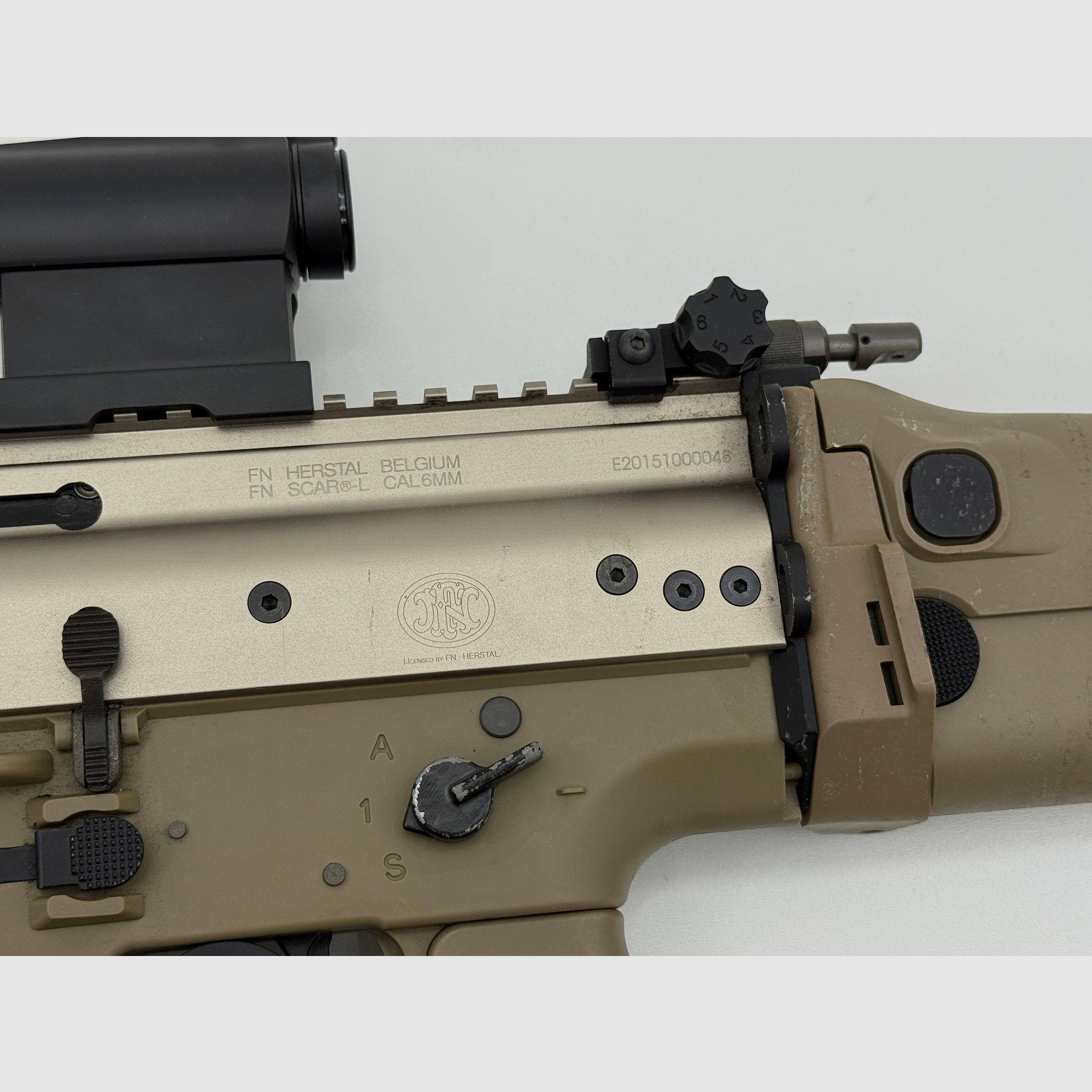 WE / Cybergun SCAR-L GBB Airsoft rifle – gas blow-back – used – with accessories