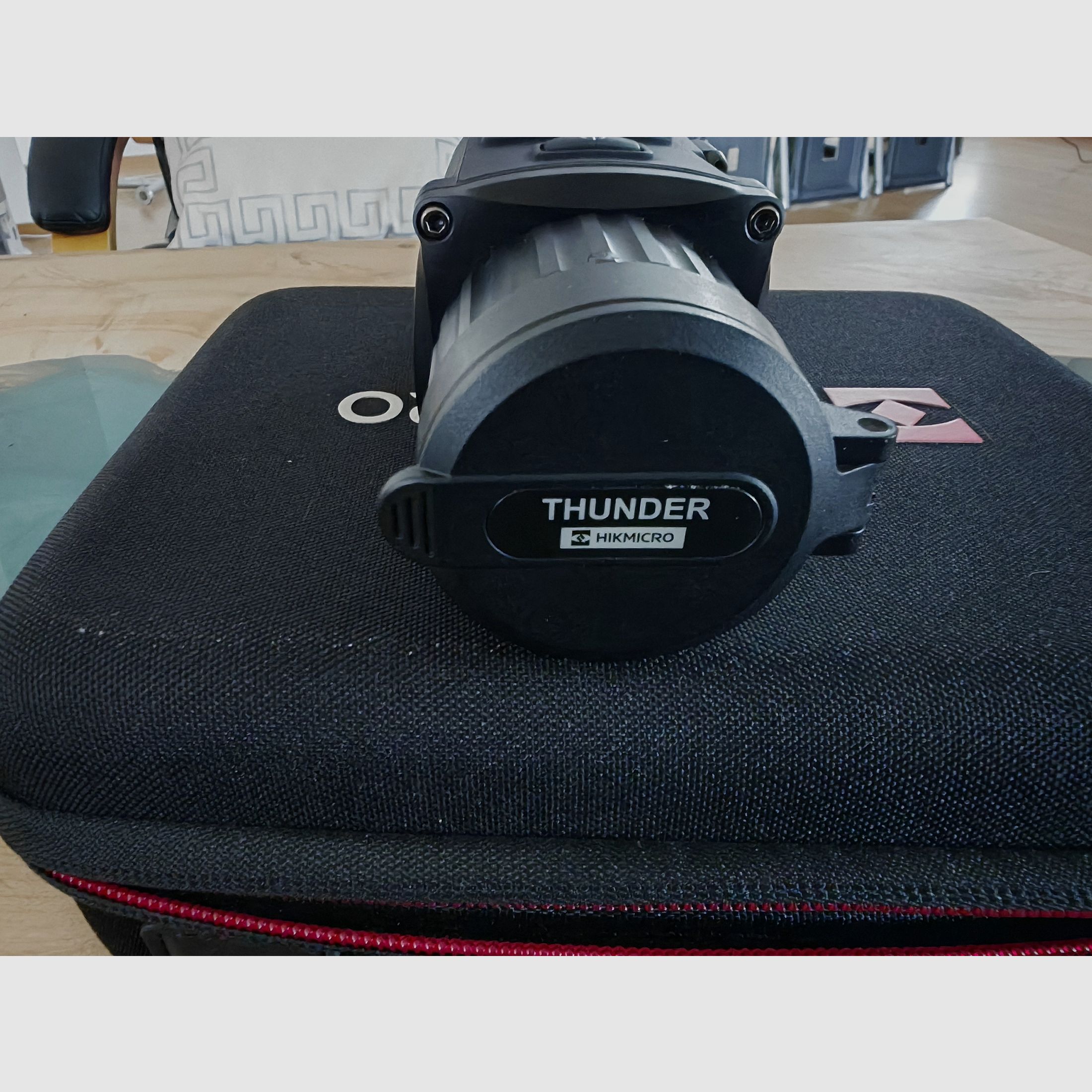 Hikmicro Thunder TH35PC mit viel Zubehör und Adapter