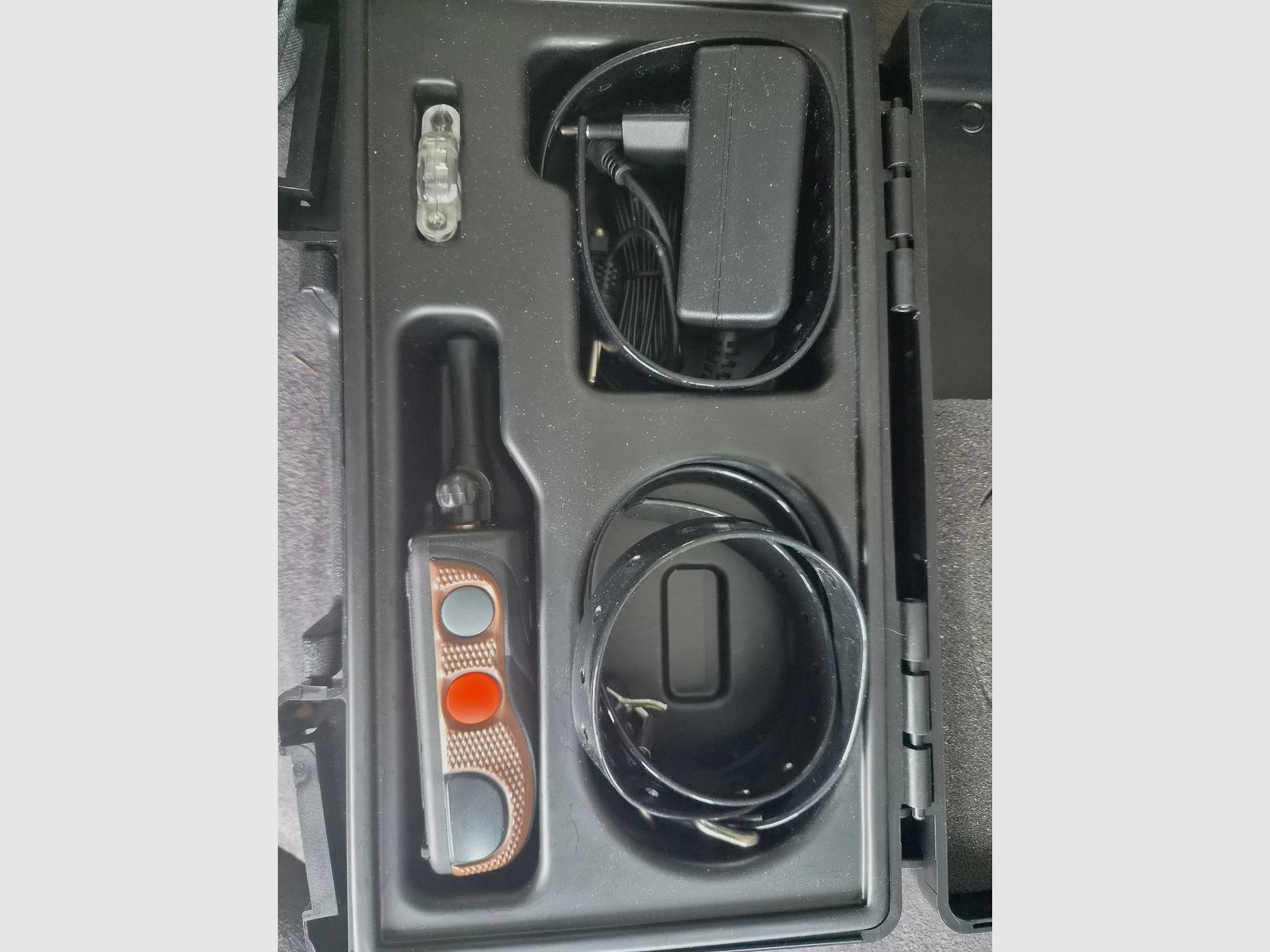 Dogtra ARC 800 double collar with 2 x remote control remaining warranty