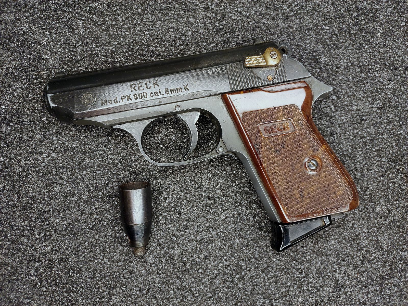 RECK PK800 blank firing pistol 8 mm K. PTB 196/2 – gold-colored safety lever, image 2 of 4