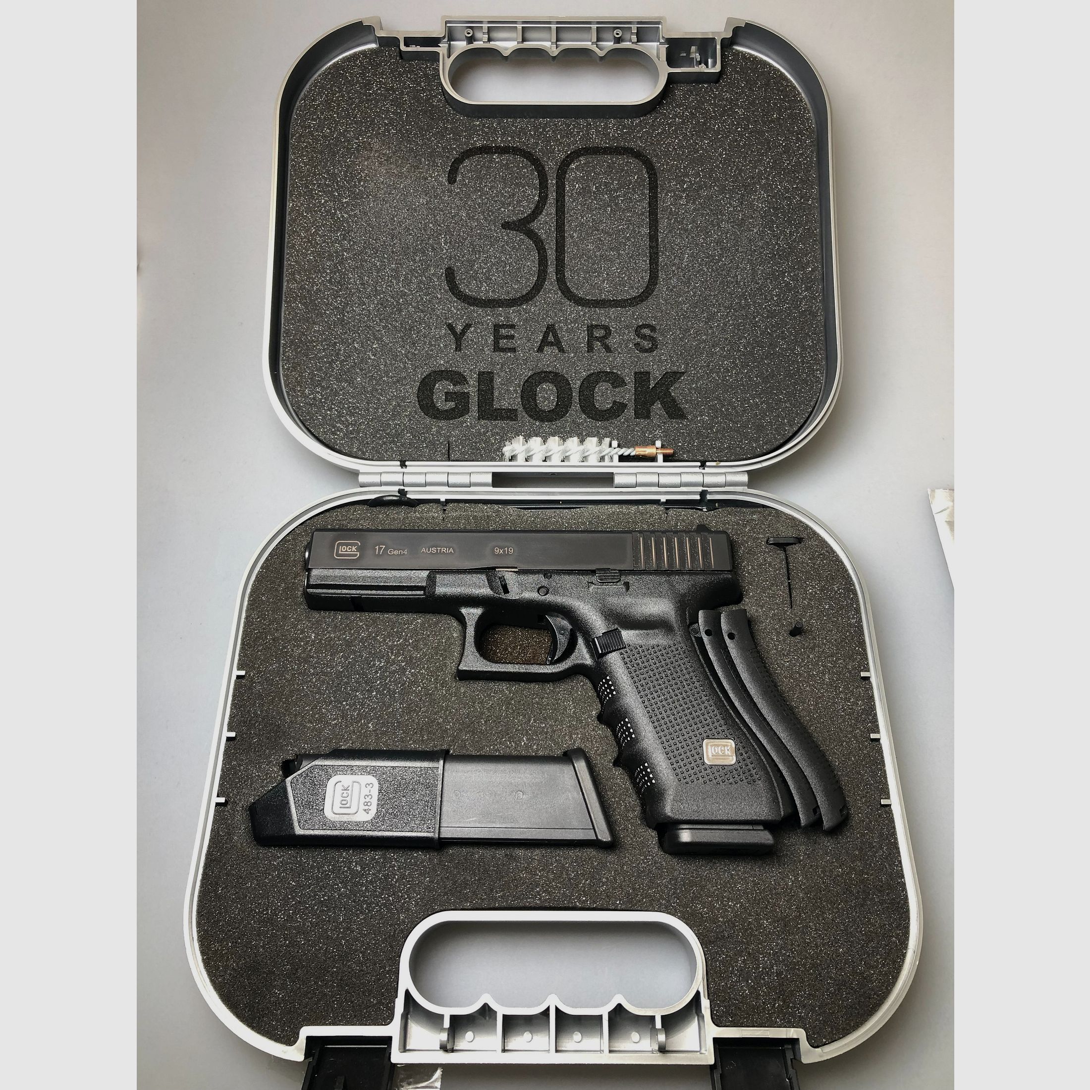 Pistole Glock 17 Gen4 9mm Para Limitierte Sonderedition 30 Jahre Glock, Bild 1 von 2