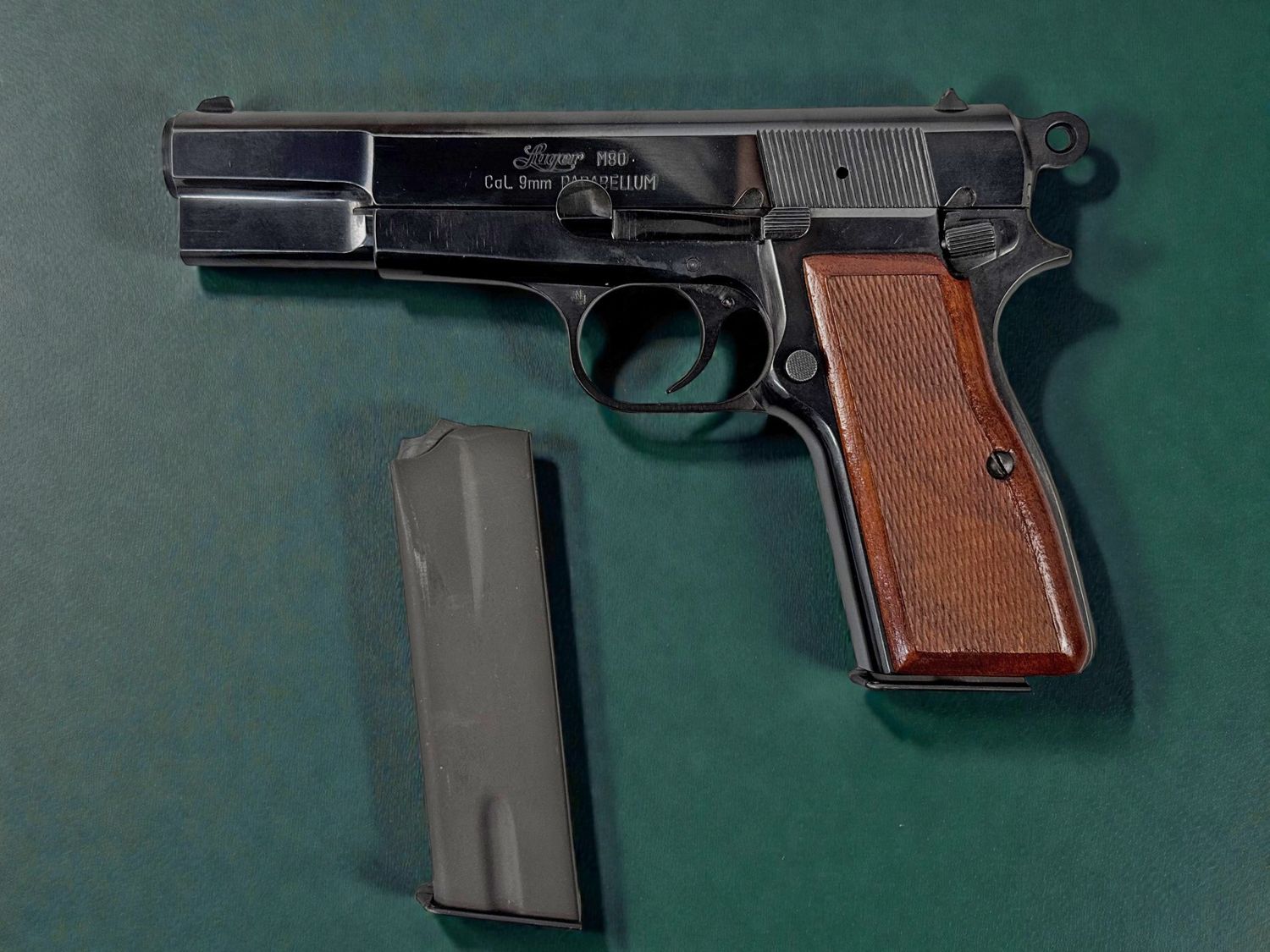 Luger Mod. M80 Kal. 9mm Luger