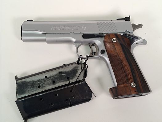 Colt Mod. Gold Cup .45ACP incl. revista de repuesto