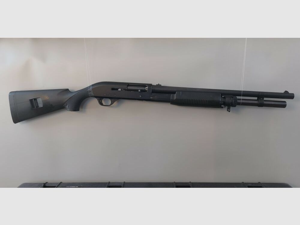 Benelli M 3 Super 90 mit Sluglauf/Büchsenvisierung 12/76