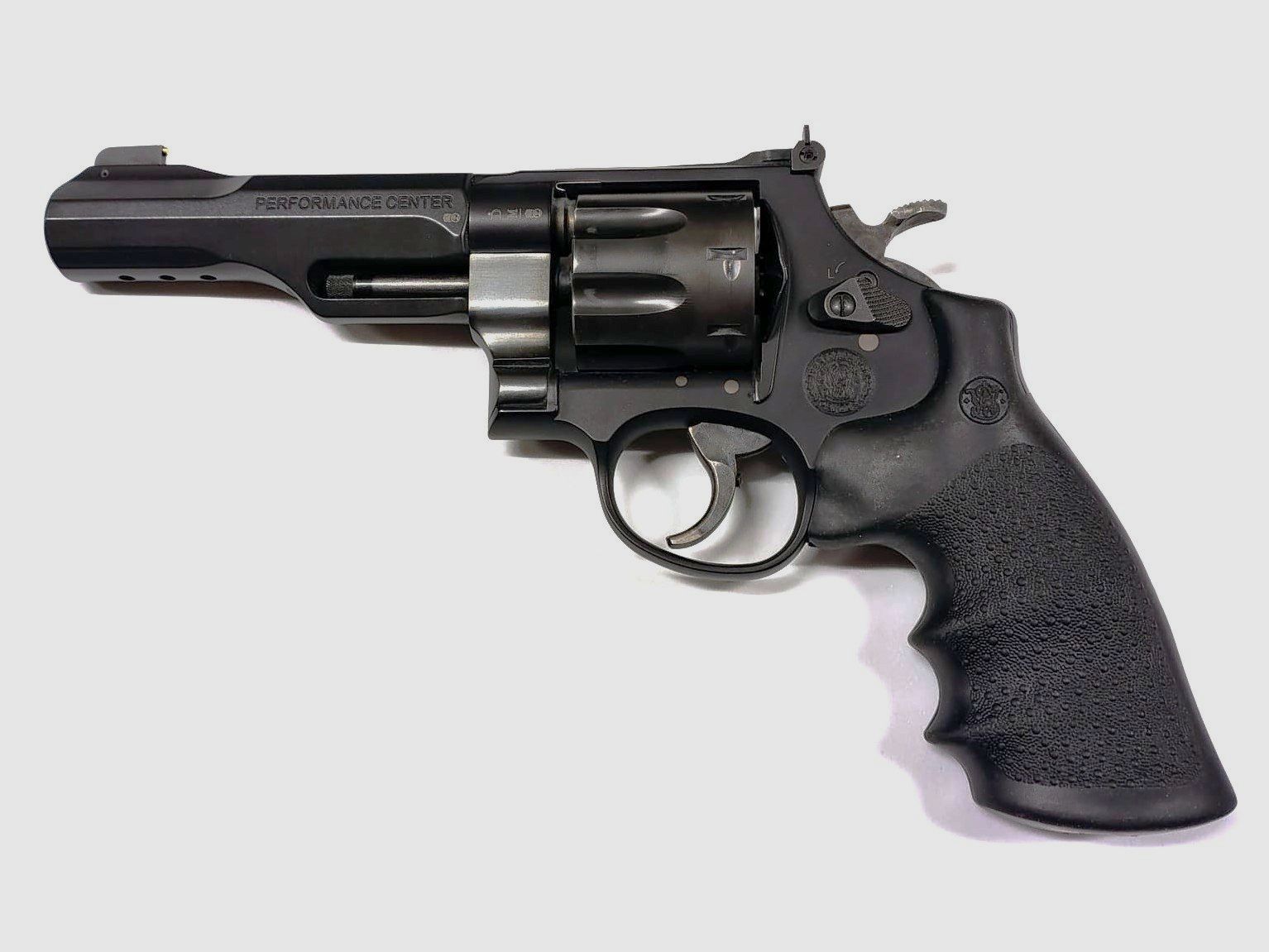 Revolver Smith&Wesson Mod.Performance Center 6″ Cal.357, immagine 1 di 3