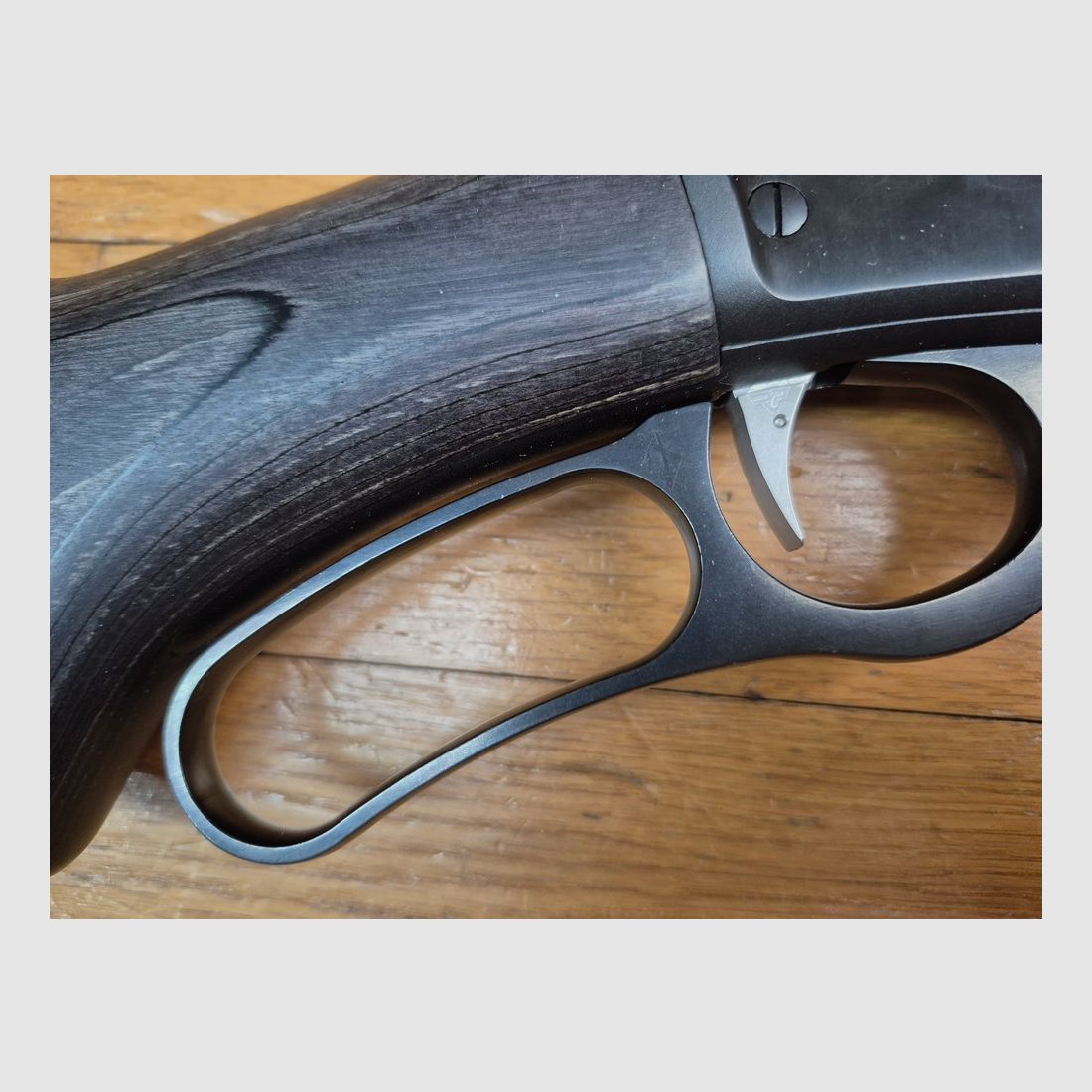 Espléndido rifle Marlin de acción por palanca – Modelo 1895 – Cal. 45-70 Gvt – Preparación especial con gatillo, puerto de carga suavizado y tapa de cargador Ranger Point – Rara culata ajustable FORM ET y culata original – Eje de palanca "Texas"! – Conjunto nuevo para una gran oportunidad! – ¡Arma nueva!, imagen 8 de 32