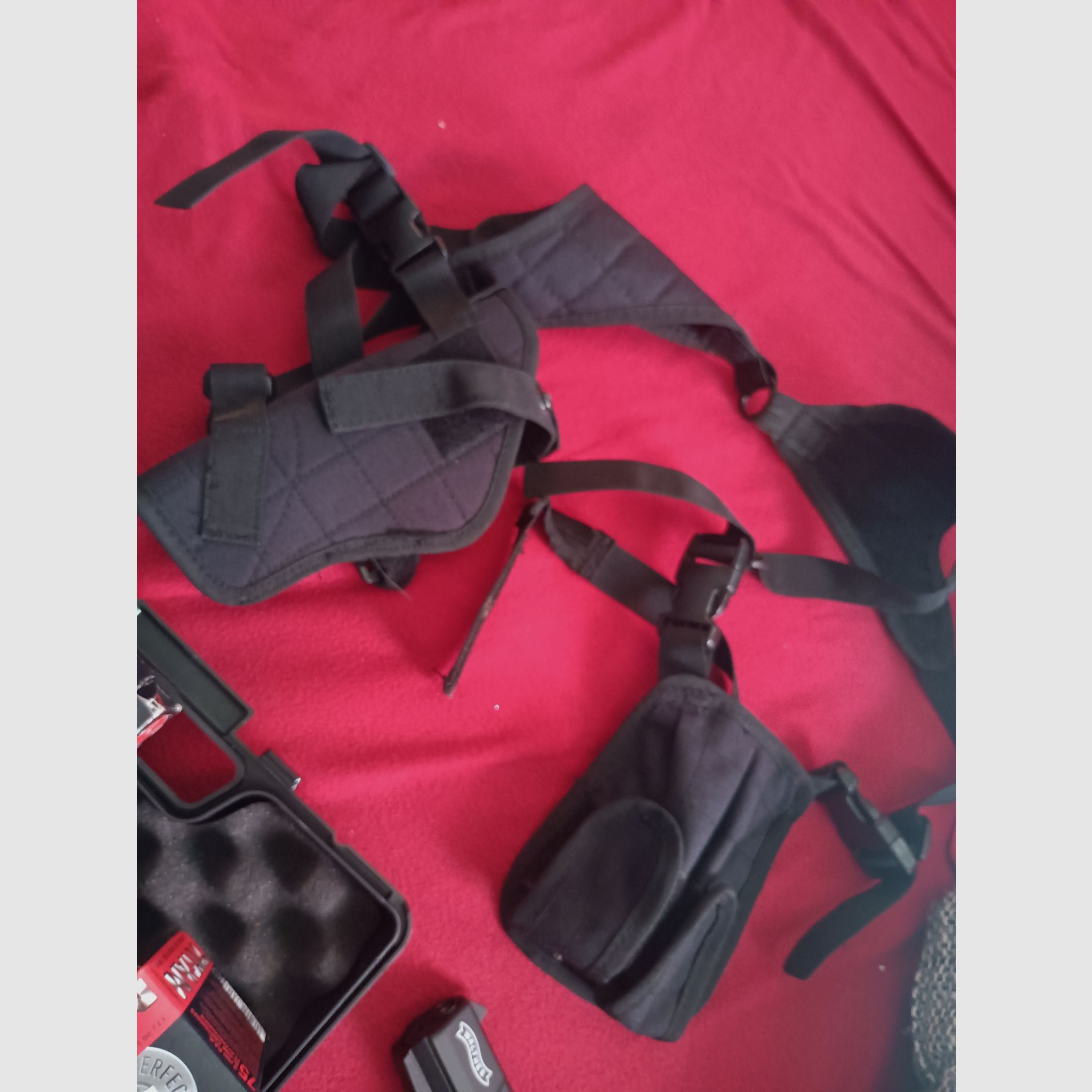 Walther P99 einmal benutzt standart+32magazien brusthalfter ca 400st. 9mm p.a.k.