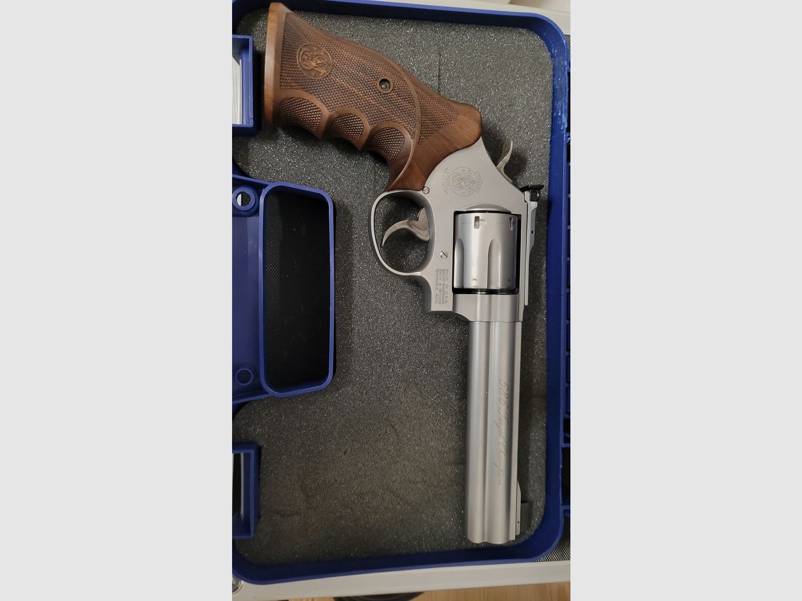 Smith and Wesson 686 Target Champion