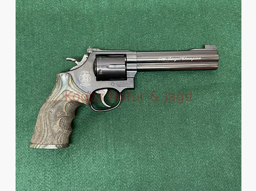 Smith & Wesson 586 Target Champion