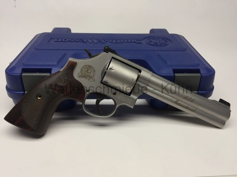 Smith & Wesson 686 International