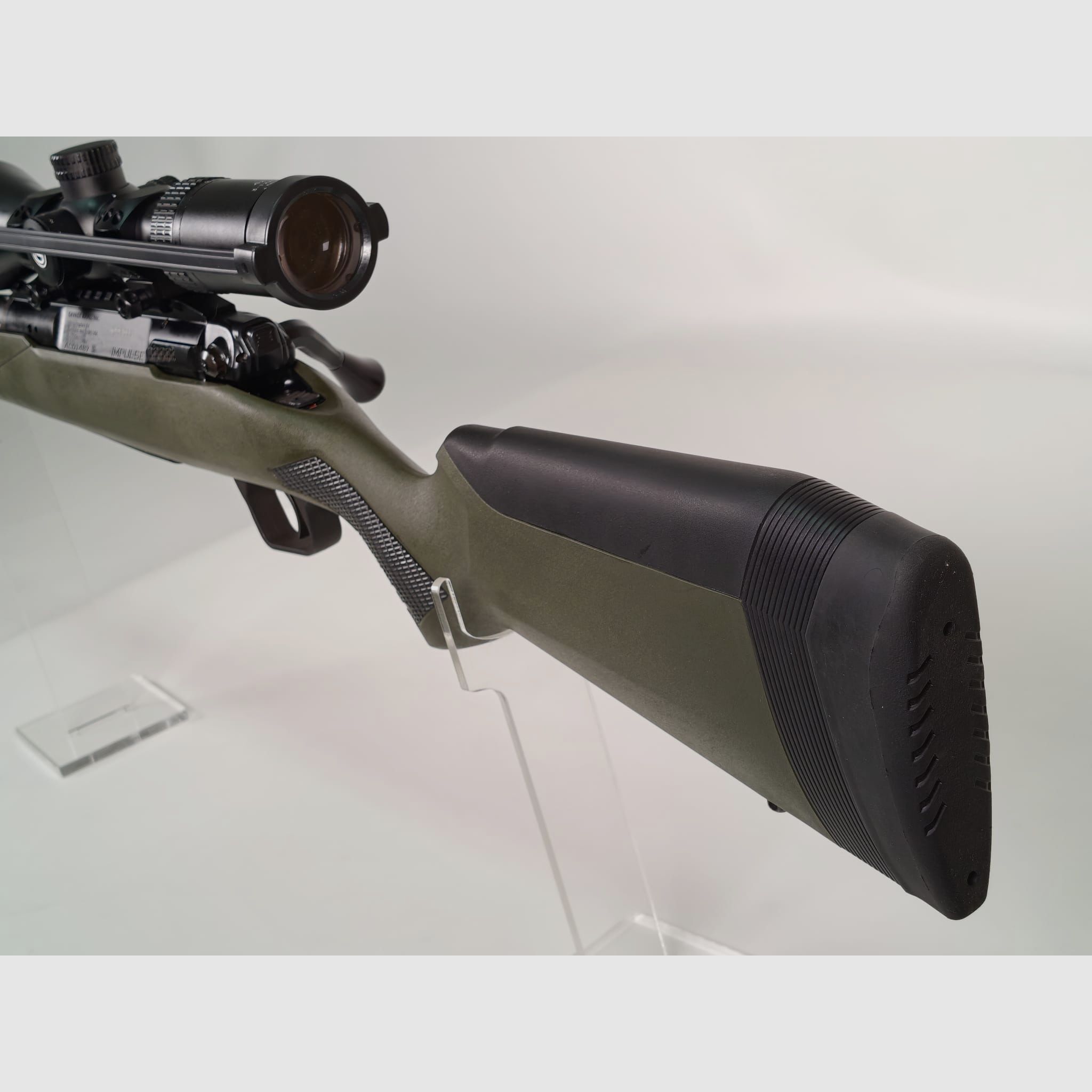 Savage Impulse karabinek z ręcznym przeładowaniem .308Win w komplecie z lunetą