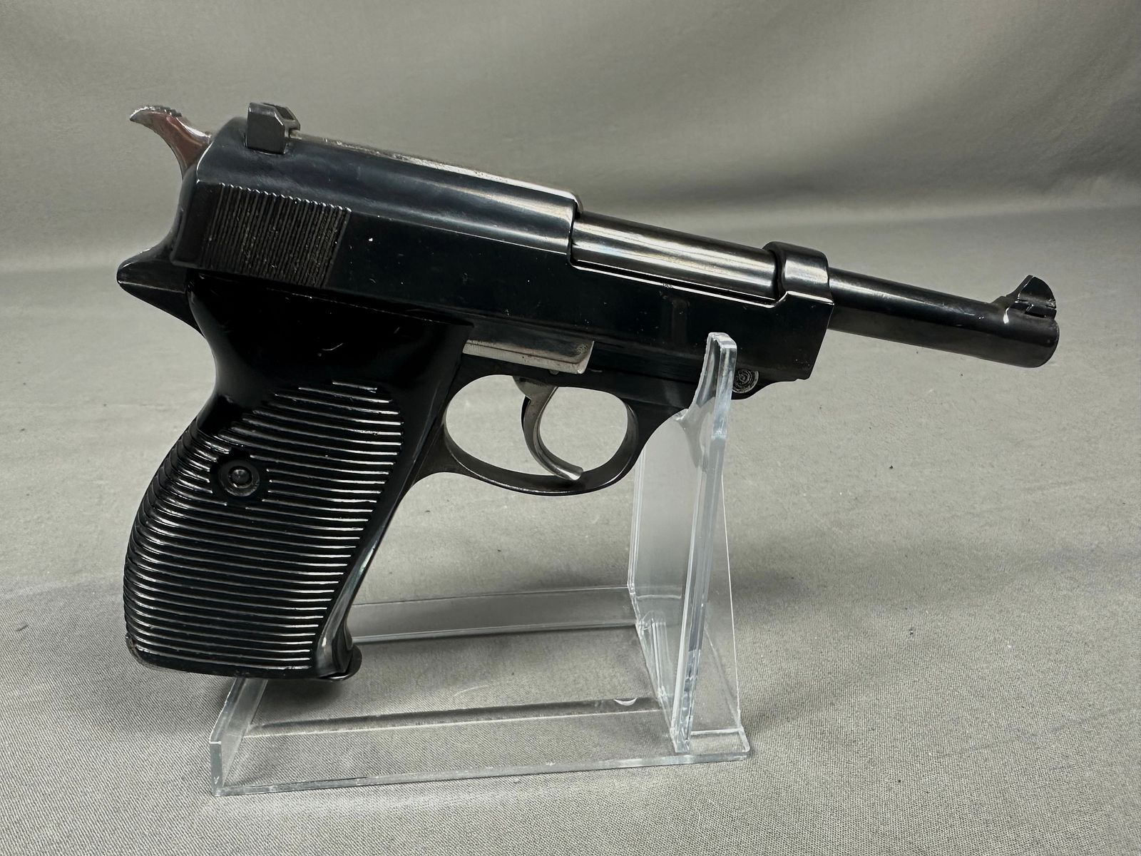 Walther P1   9mm Luger