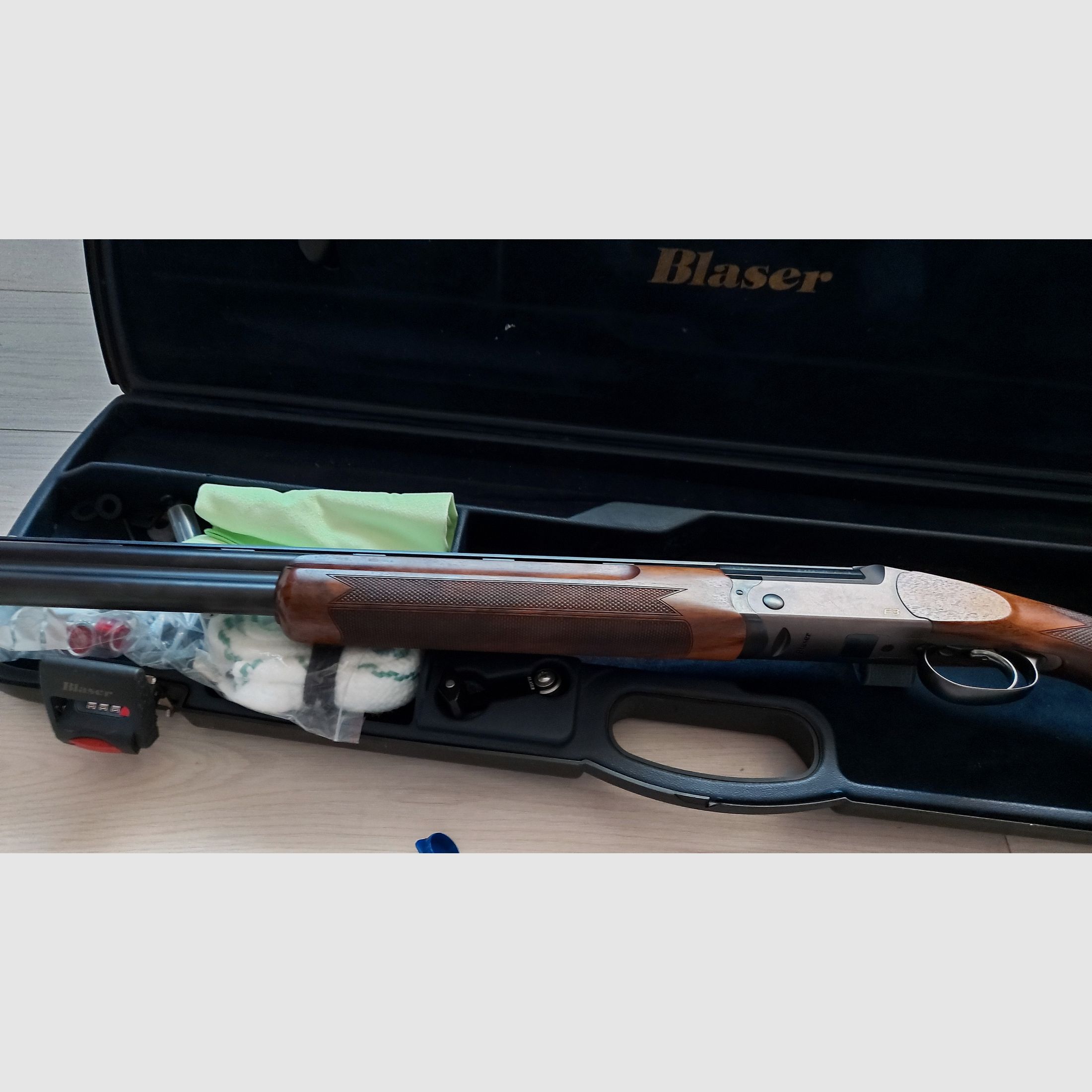 Blaser F3 Competition Cal. 12 – condizioni molto buone – valigia & Briley Chokes