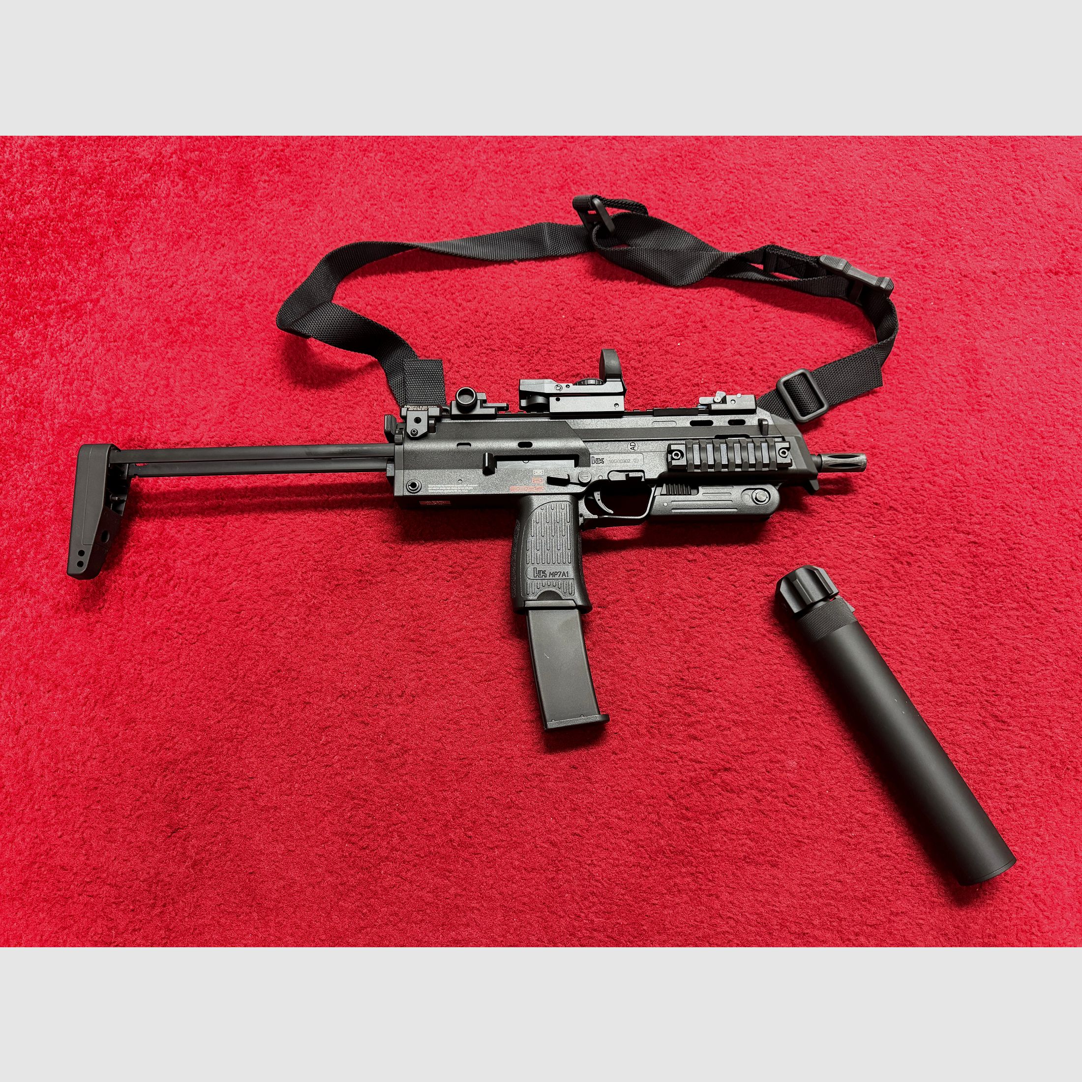 VFC H&K MP7 A1  GBB Gas Blow Back Airsoft 6mm  + Sling -Schalldämpfer- Micro Dot 