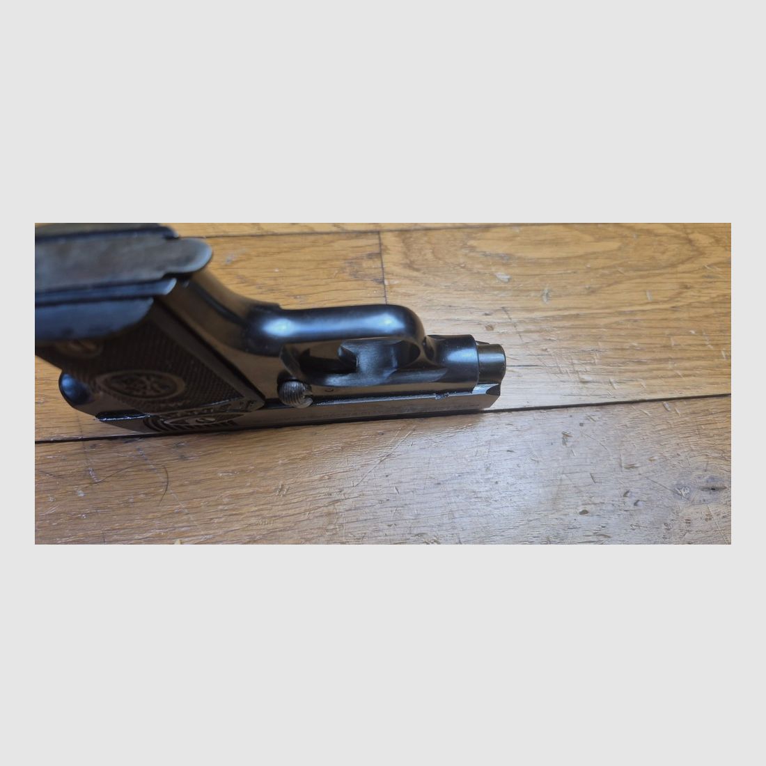 Piccola Pistola Semiautomatica Errasti Modello 1912 – Cal. 6.35 Browning / 25 ACP – Ottima copia spagnola del Browning 1906 – Arma con due finiture e impugnature in corno – TBE++, immagine 8 di 17