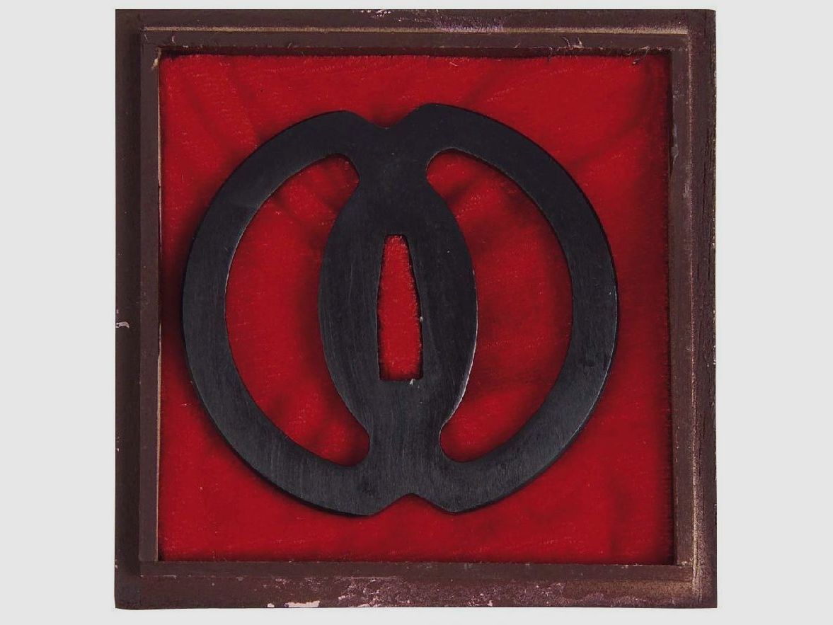 Tsuba Musashi, mit Box