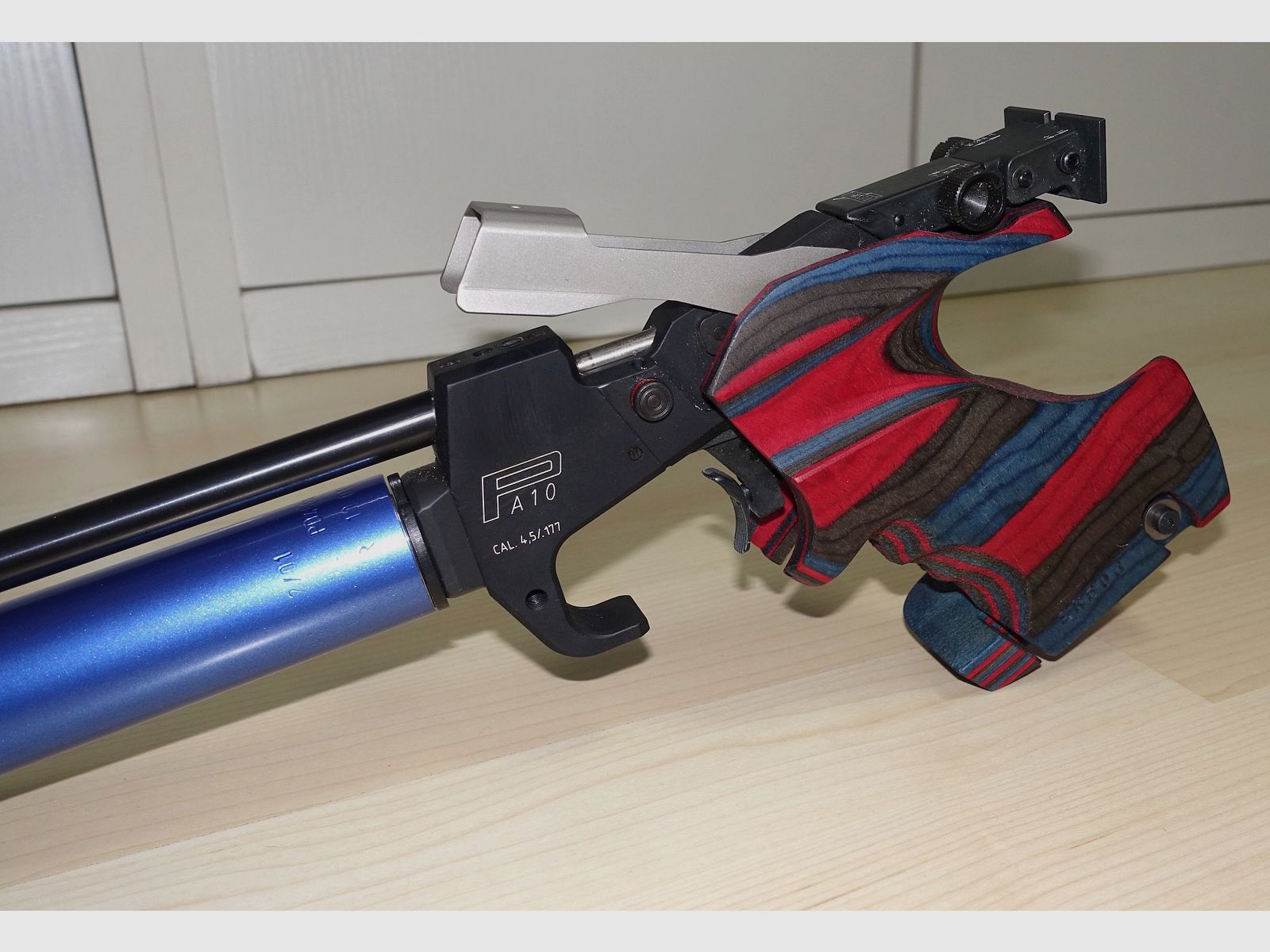 Tesro Pressluft Matchpistole PA10 / Top Zustand mit Zubehör