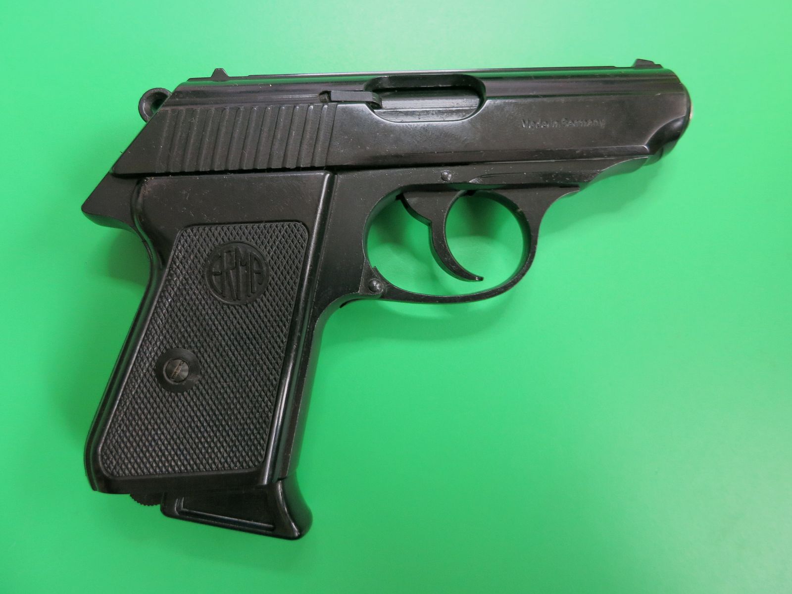 Erma EGP 75S, 8 mm Knall, Nachbau der Walther PPK (James Bond 007)    #53