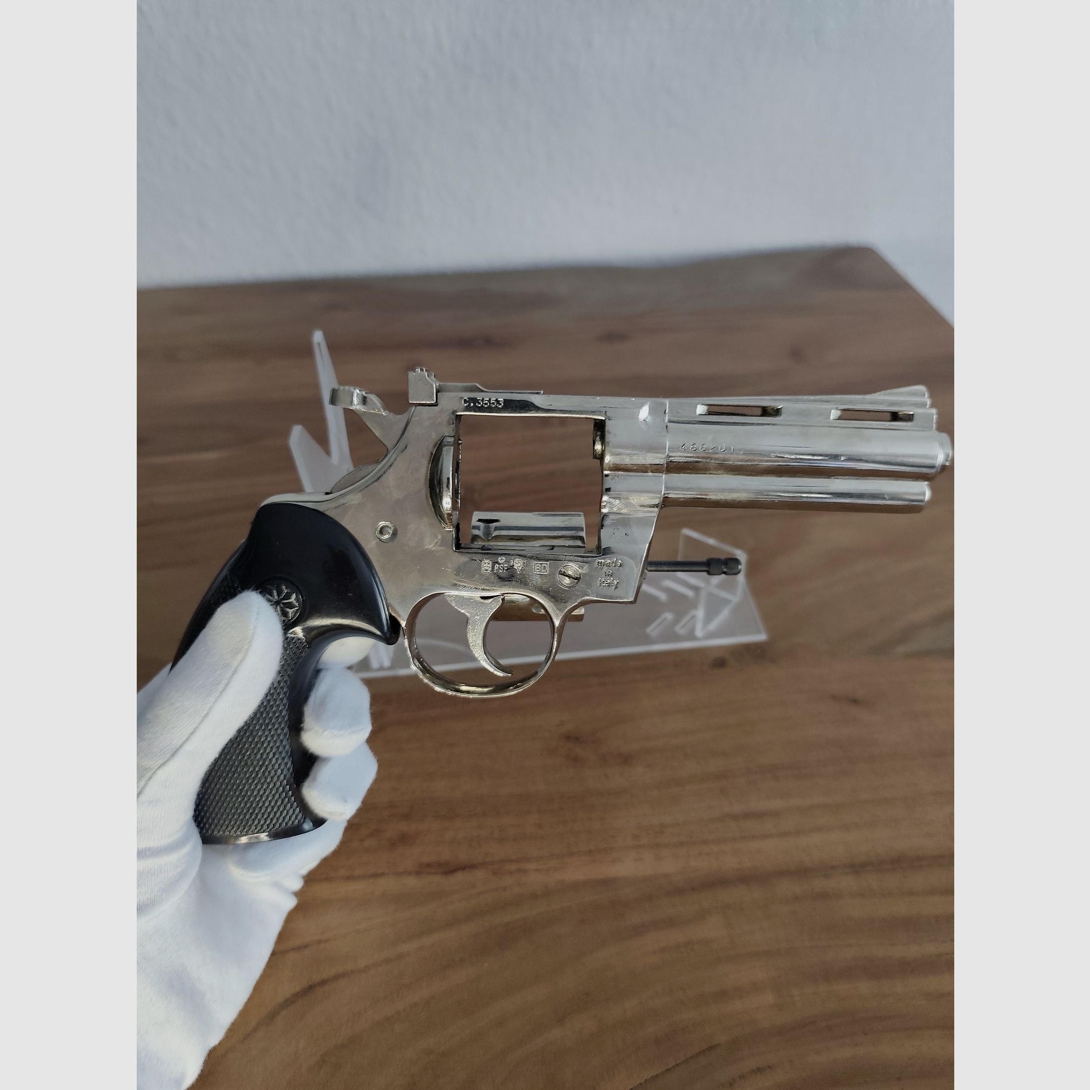 UMAREX Python 9mm R    !!!Defekt an Bastler kleine Feder gebrochen!!!