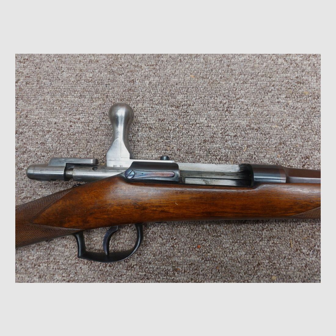 Beaumont, Roermond fucile d'ingresso